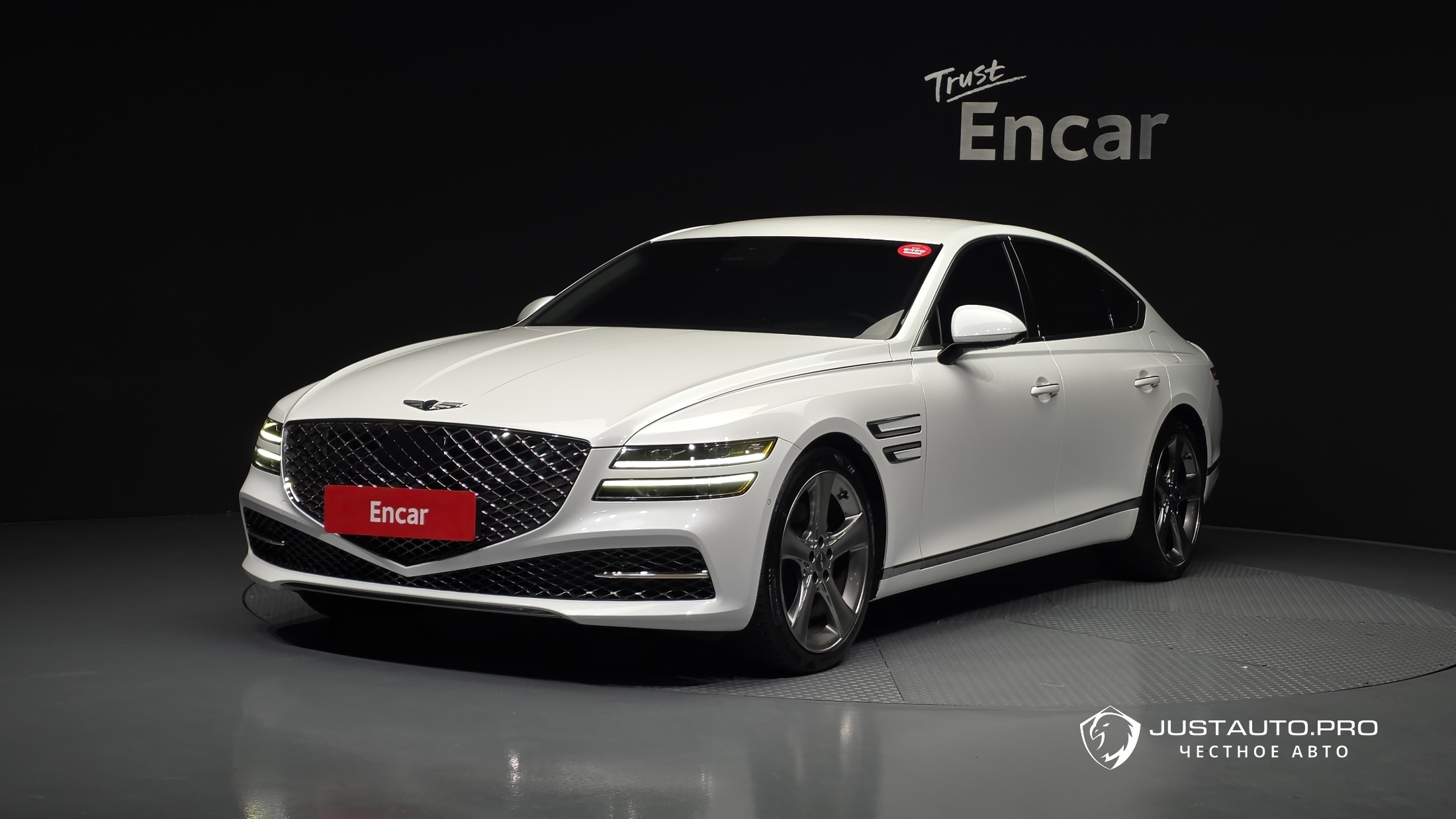 Автомобиль Genesis G80