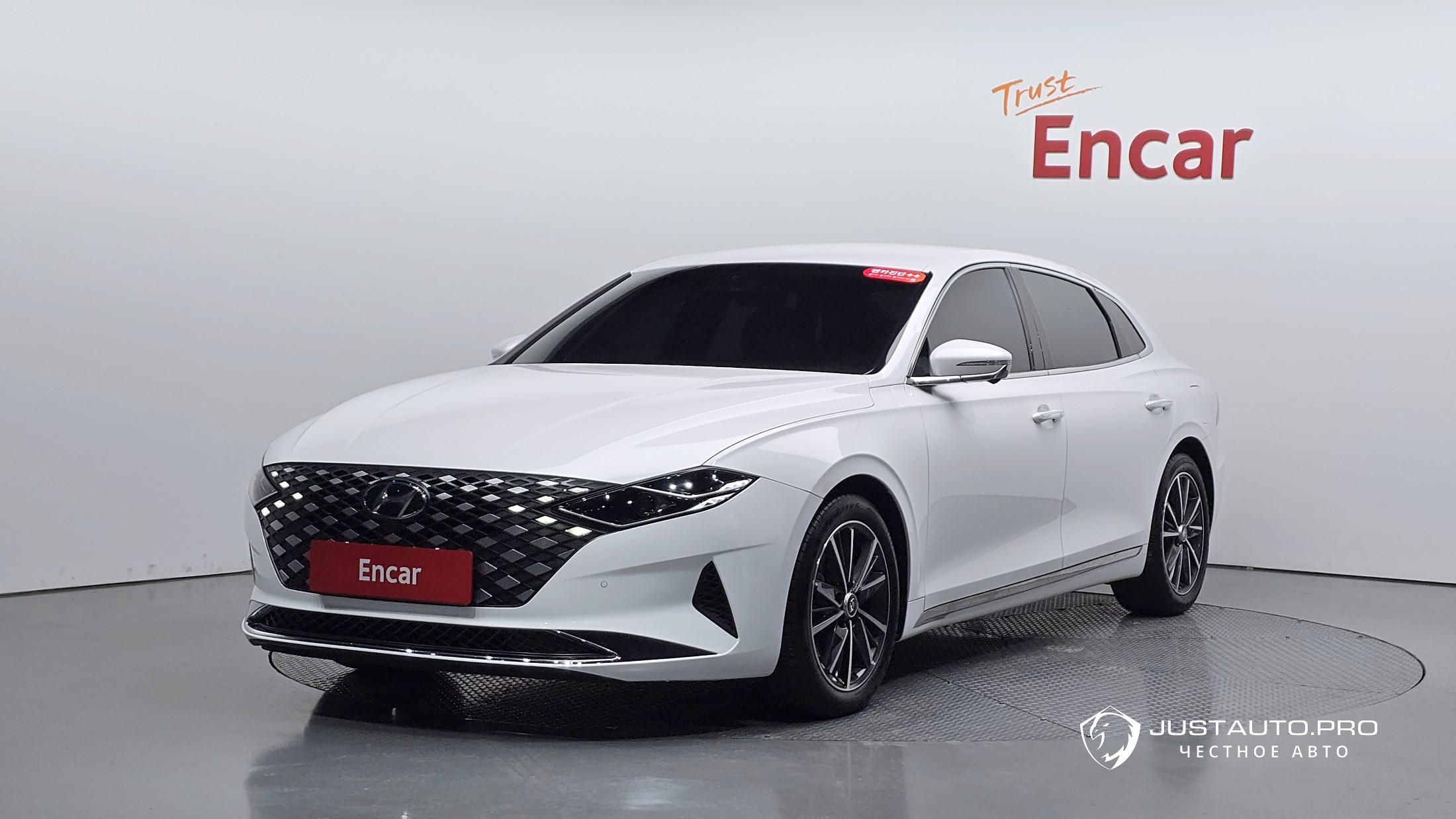 Автомобиль Hyundai Grandeur