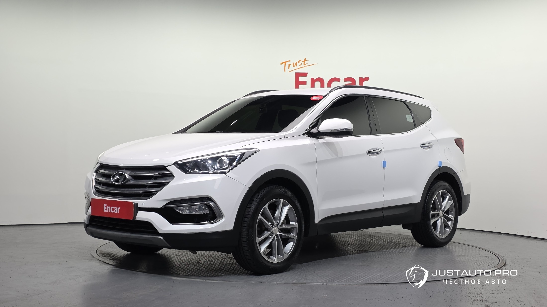 Автомобиль Hyundai Santafe