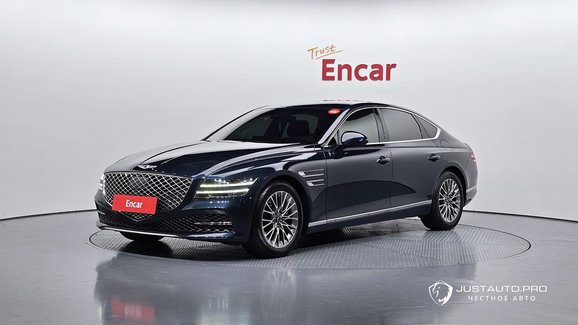 Автомобиль Genesis G80