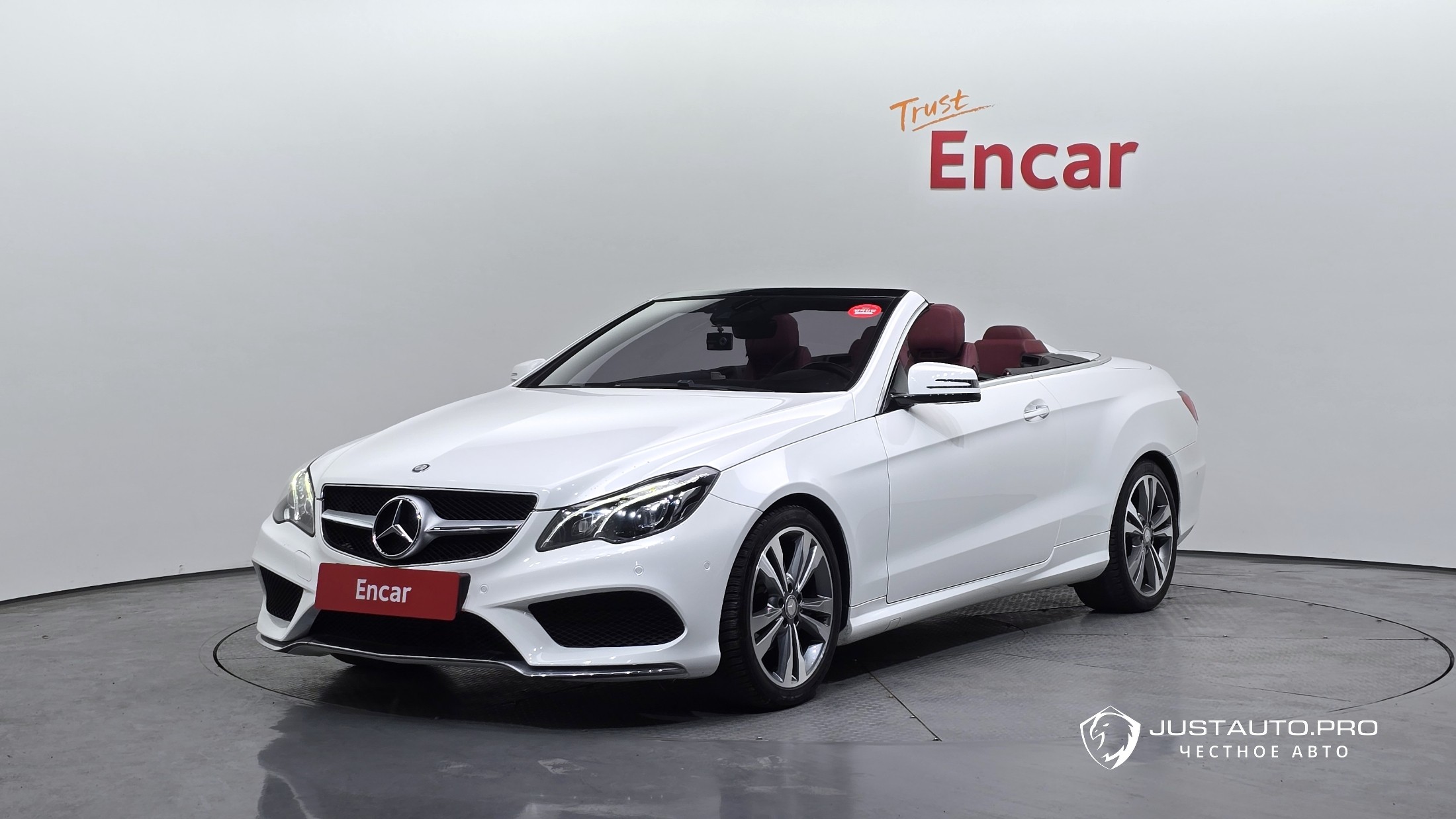 Автомобиль Mercedes-Benz E-Class