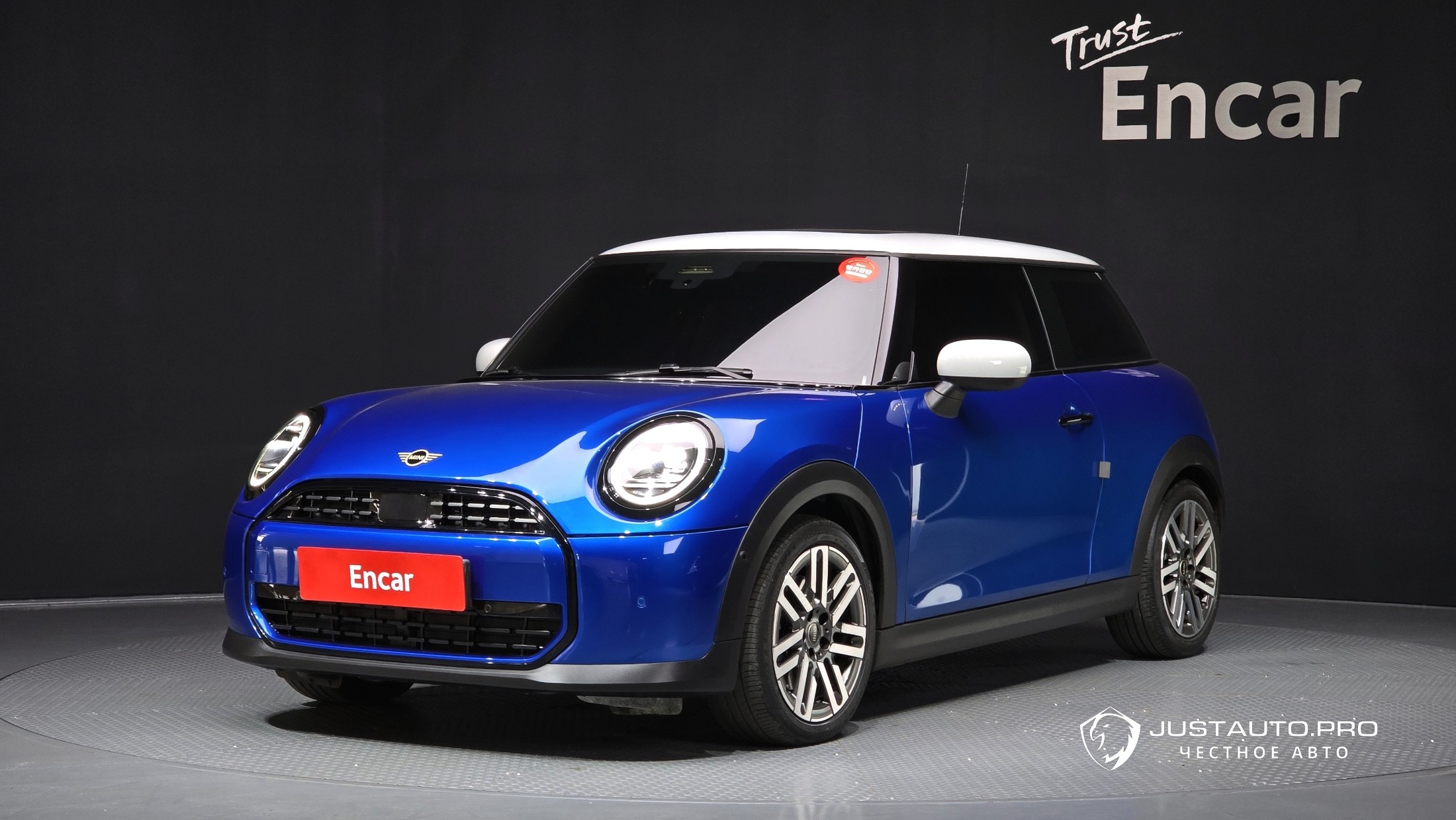 Автомобиль Mini Cooper