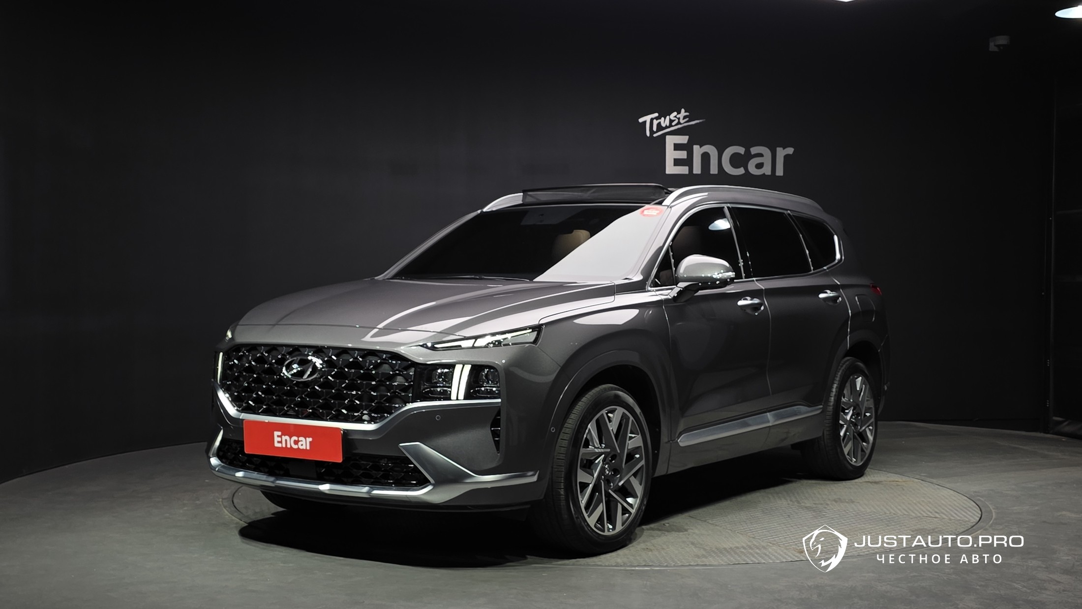 Автомобиль Hyundai Santafe