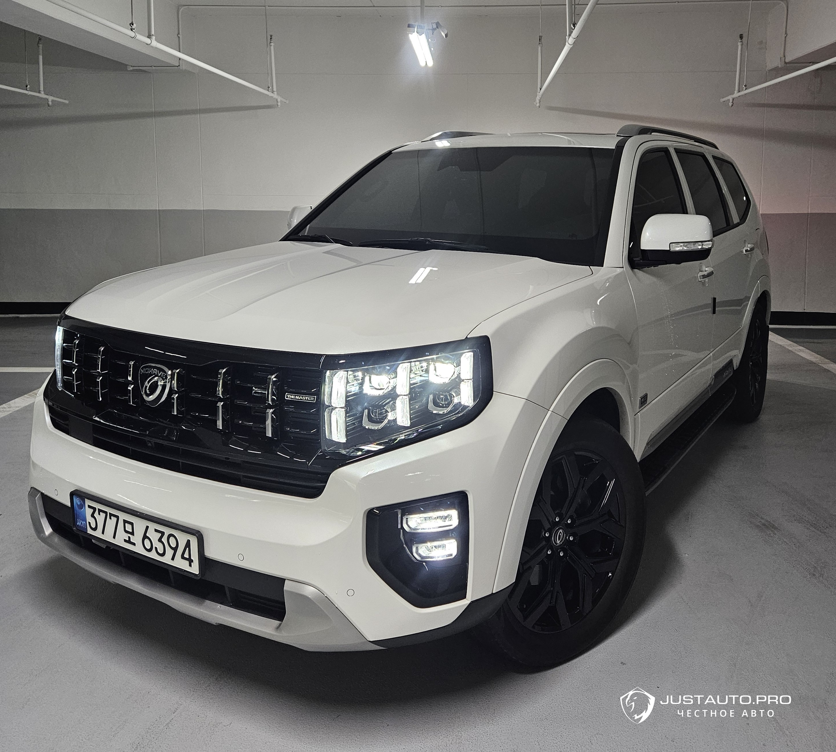 Автомобиль Kia Mohave