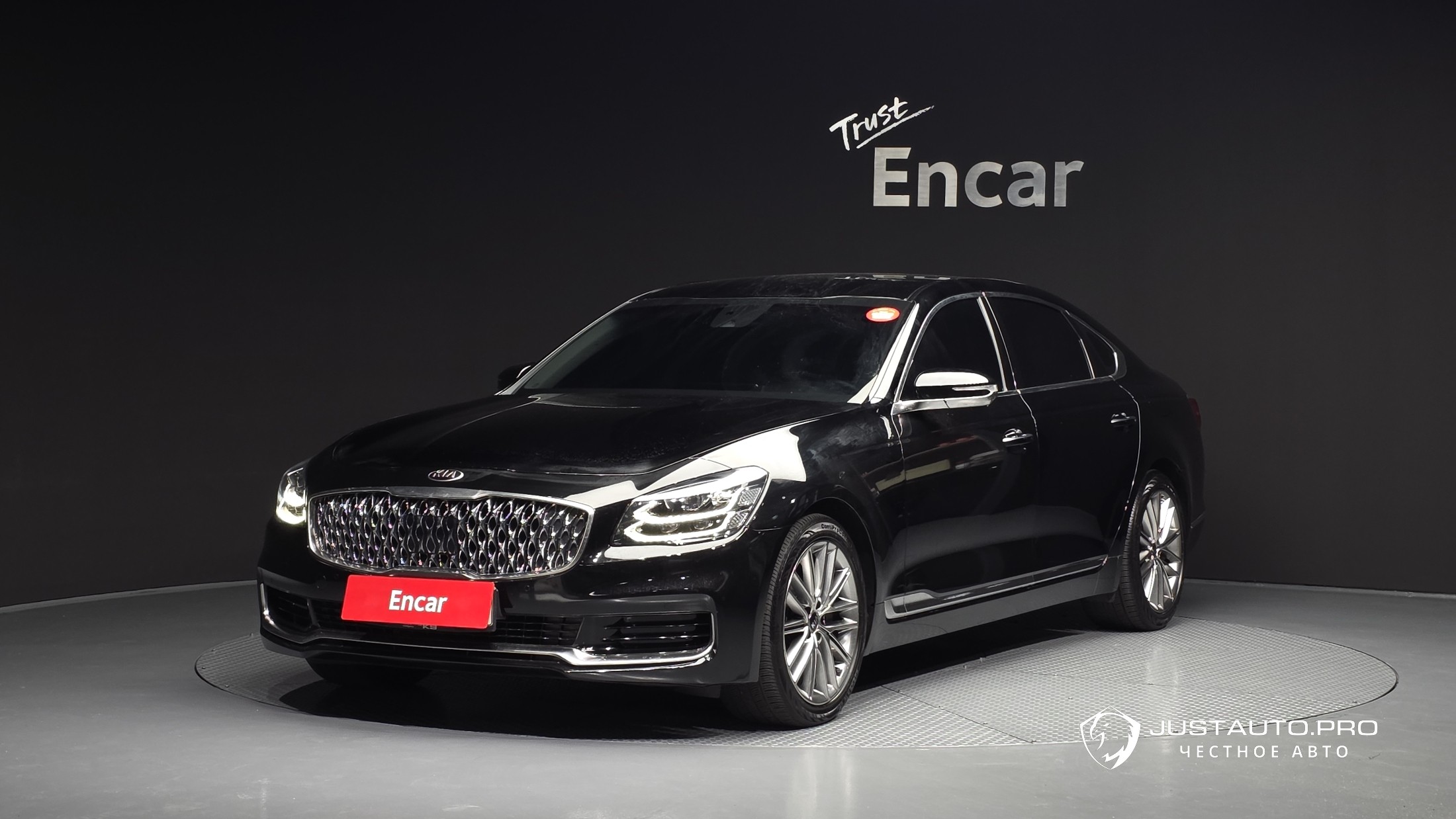 Автомобиль Kia K9