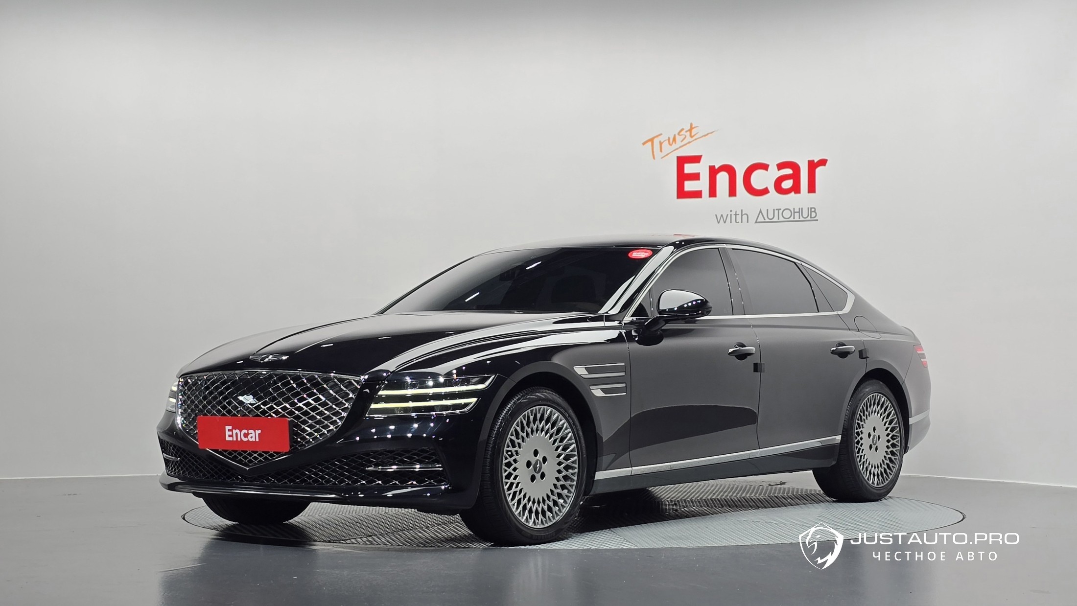 Автомобиль Genesis G80