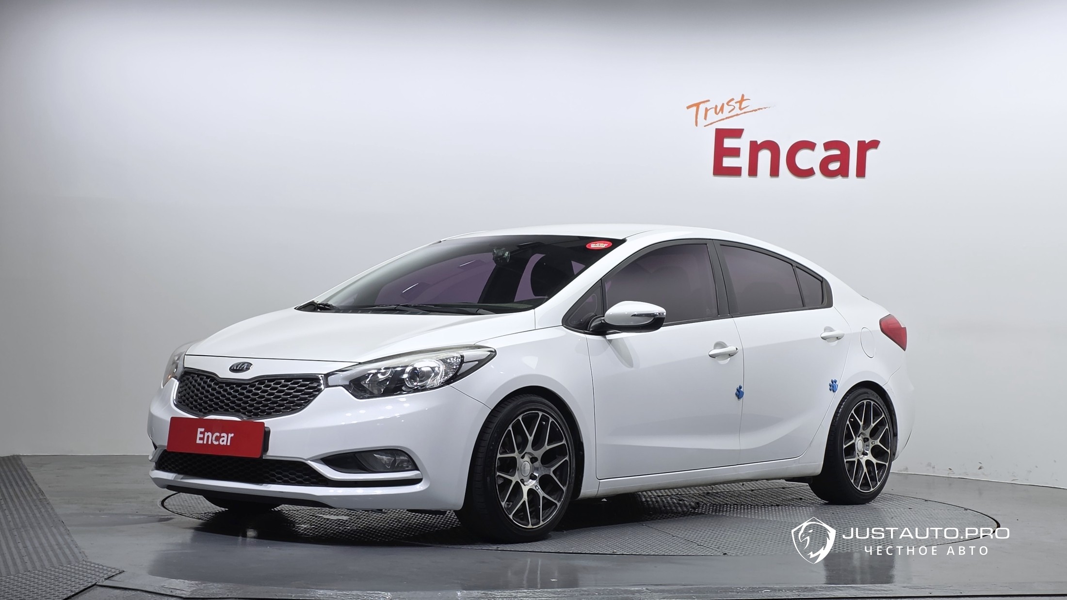 Автомобиль Kia K3