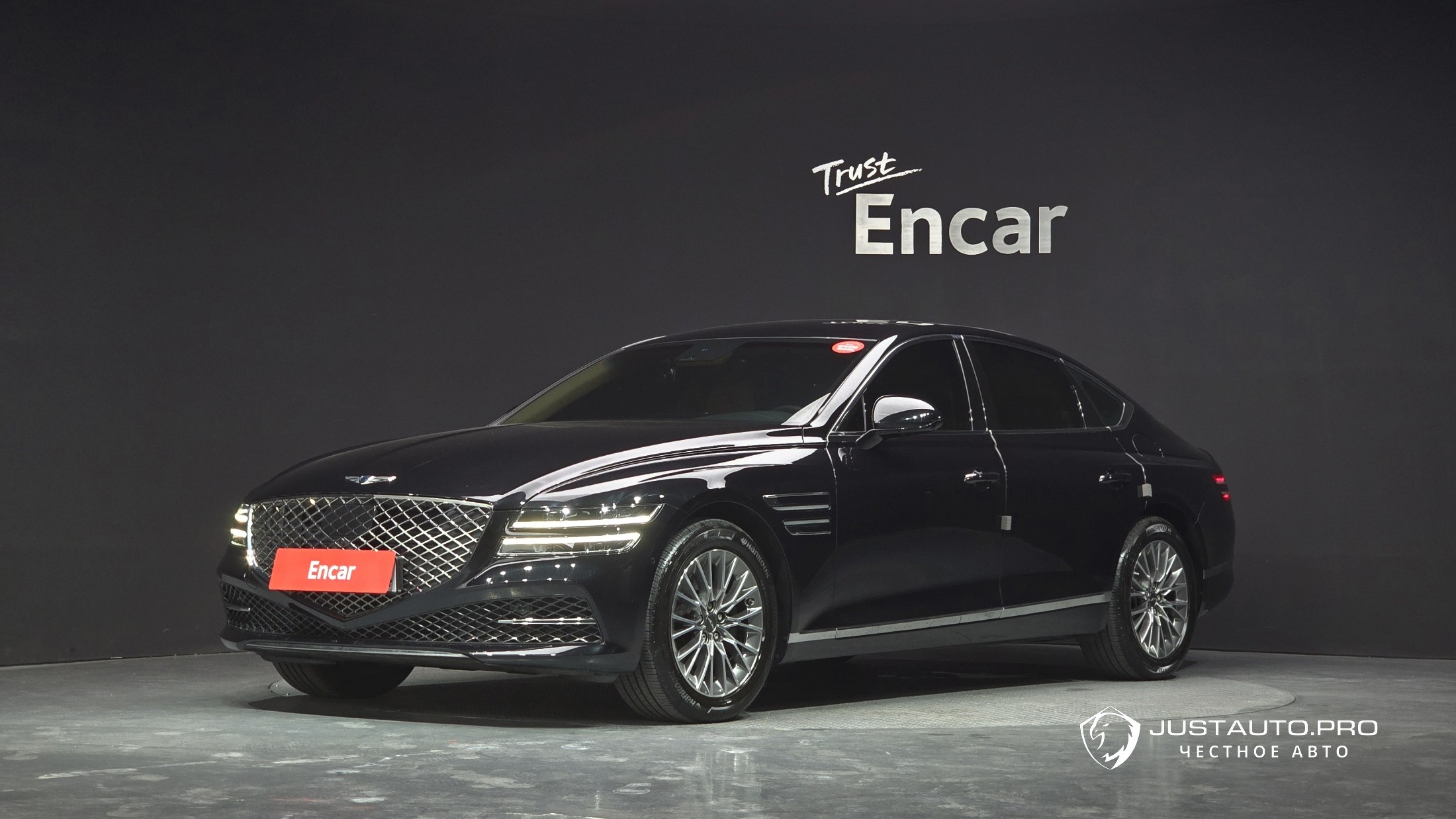 Автомобиль Genesis G80