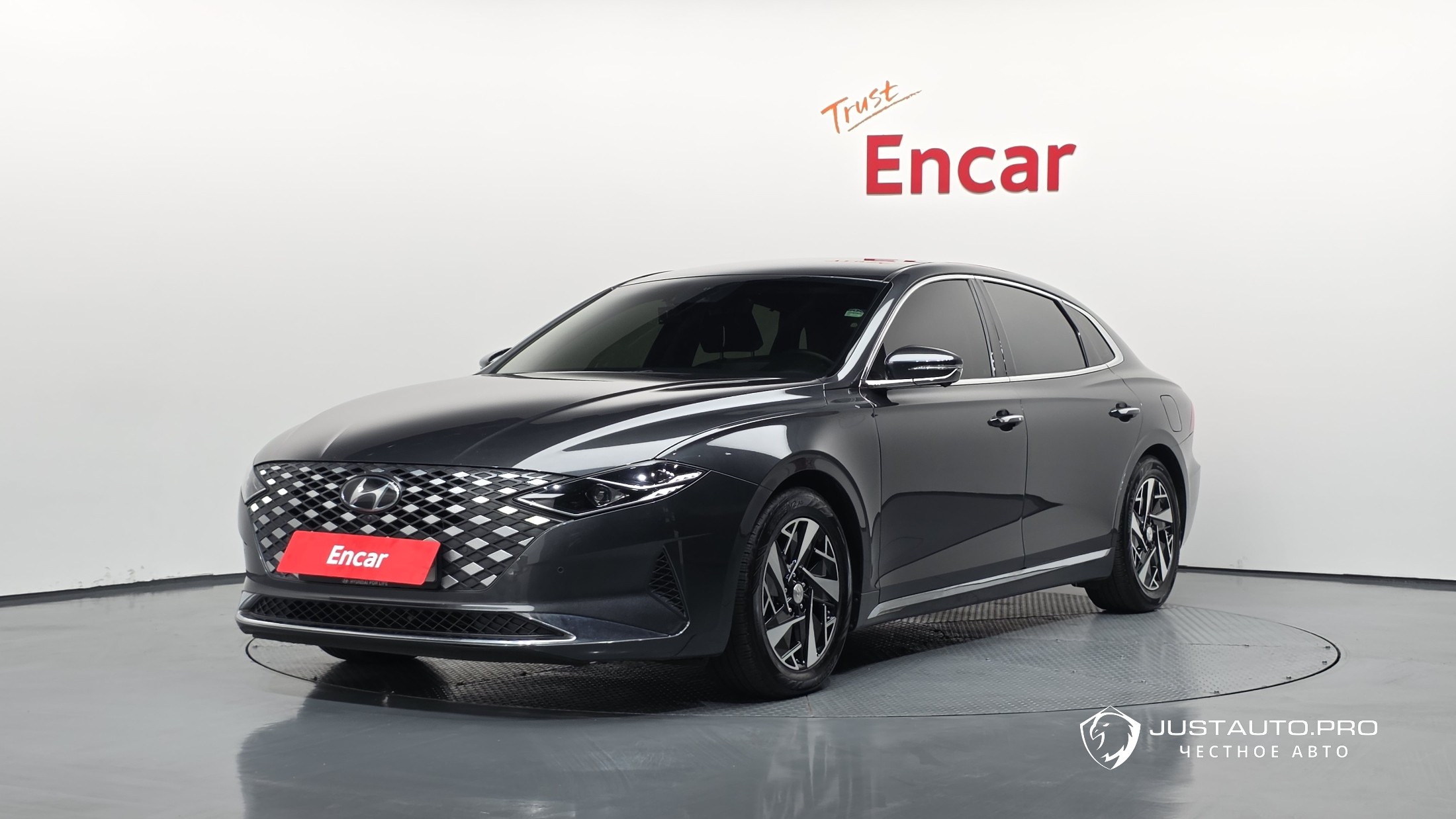 Автомобиль Hyundai Grandeur
