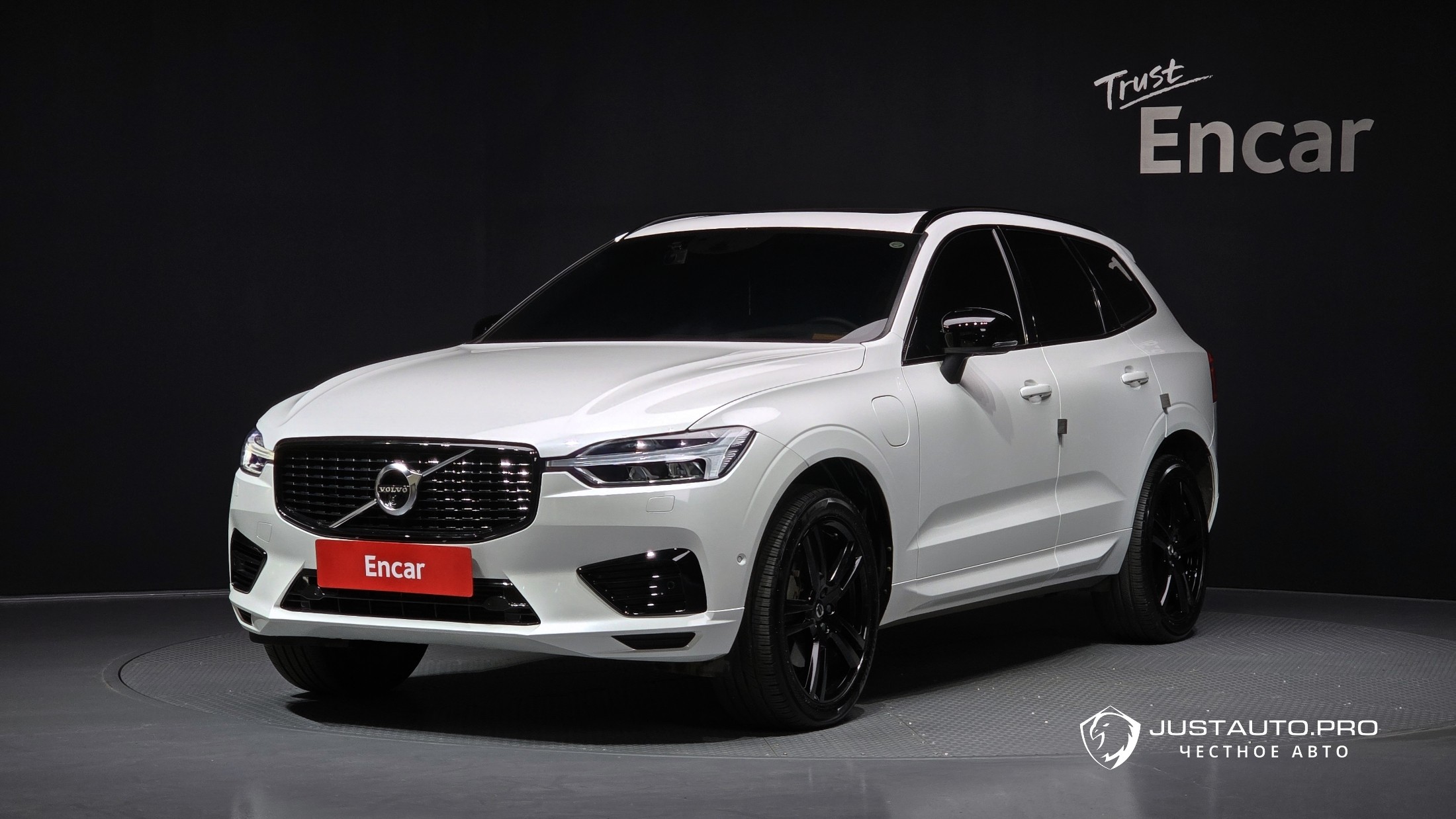 Автомобиль Volvo XC60