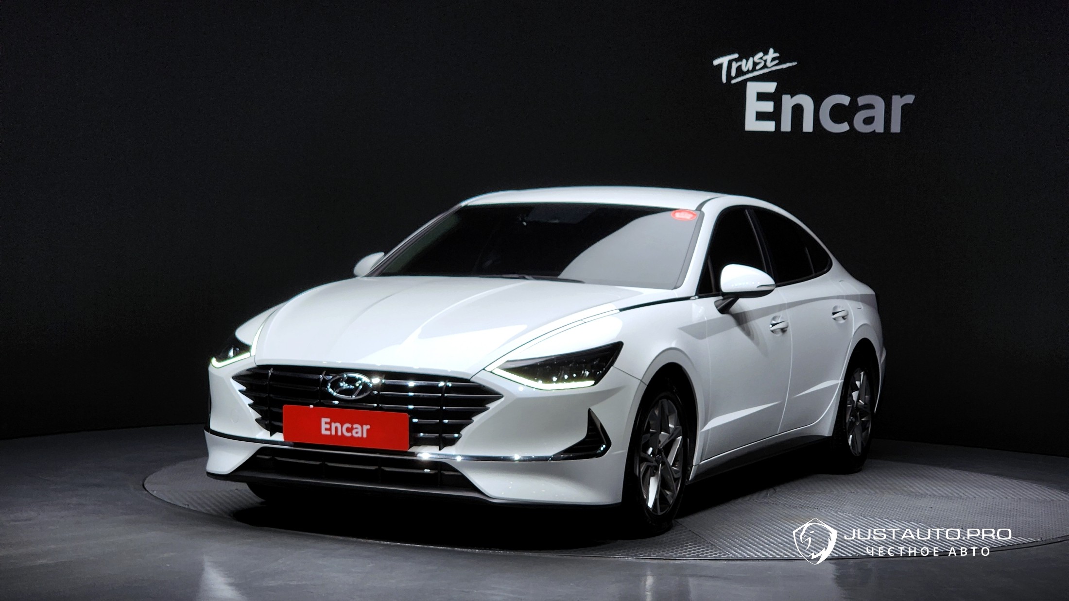 Автомобиль Hyundai Sonata
