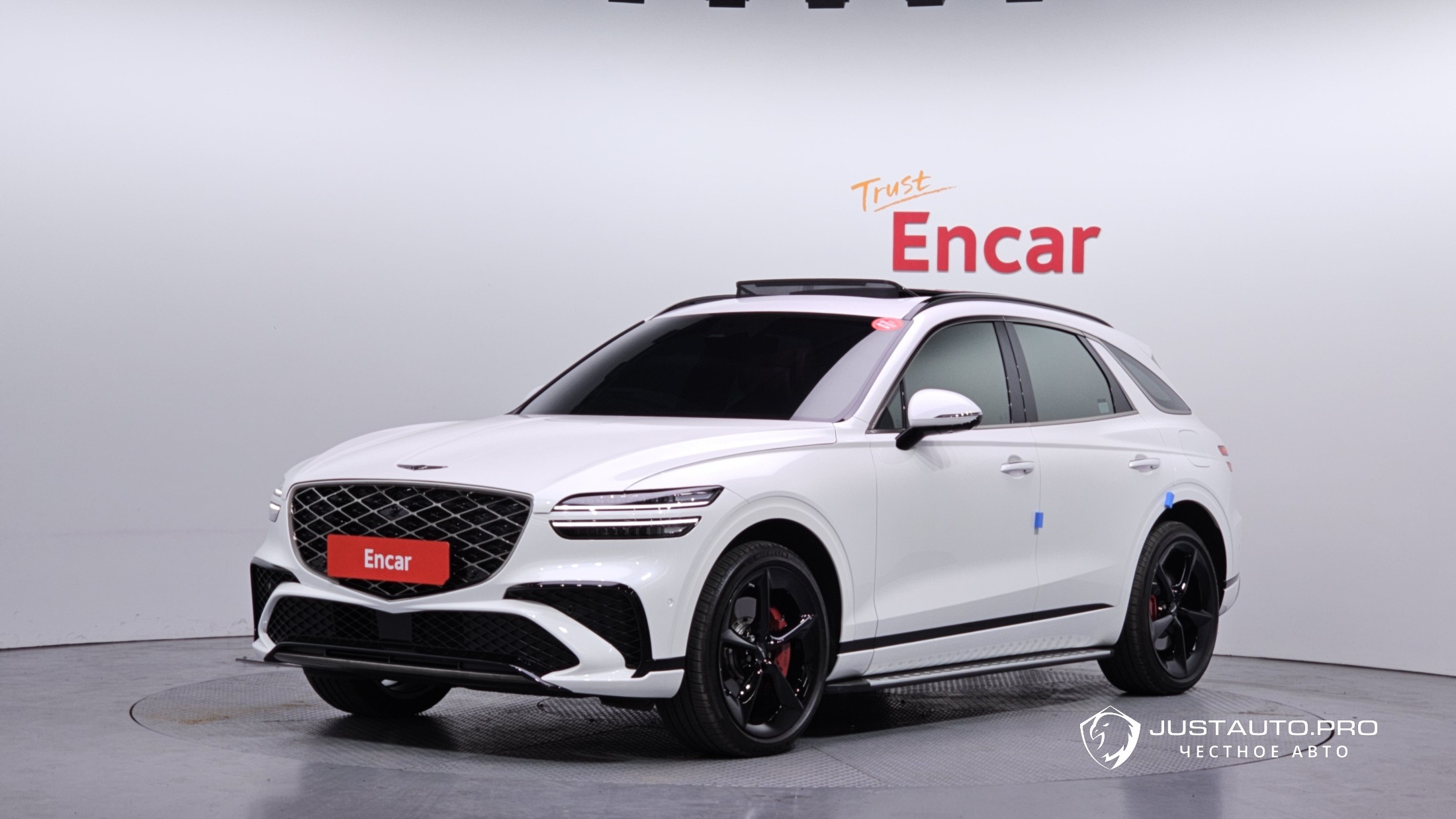 Автомобиль Genesis GV70