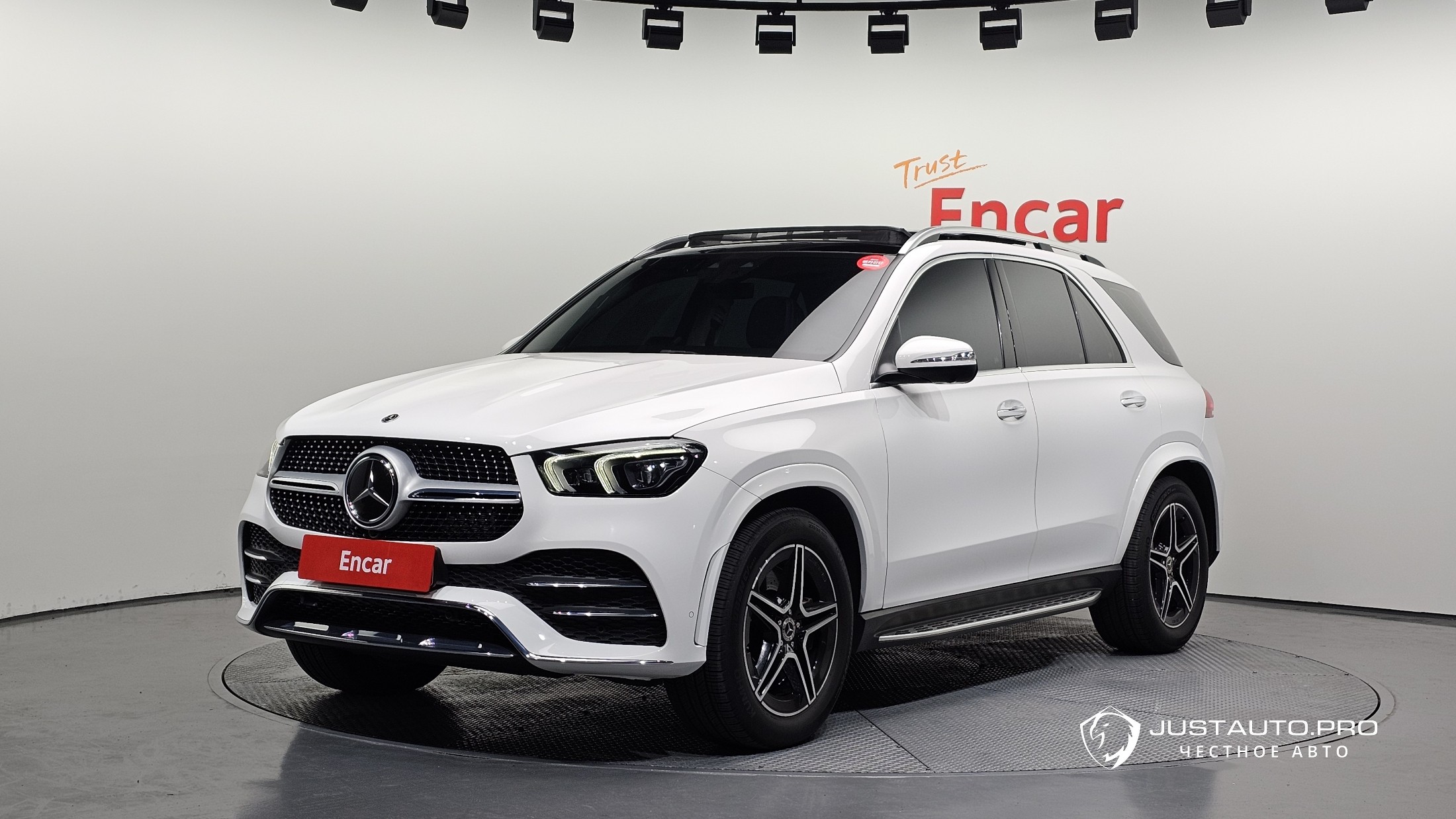 Автомобиль Mercedes-Benz GLE-Class