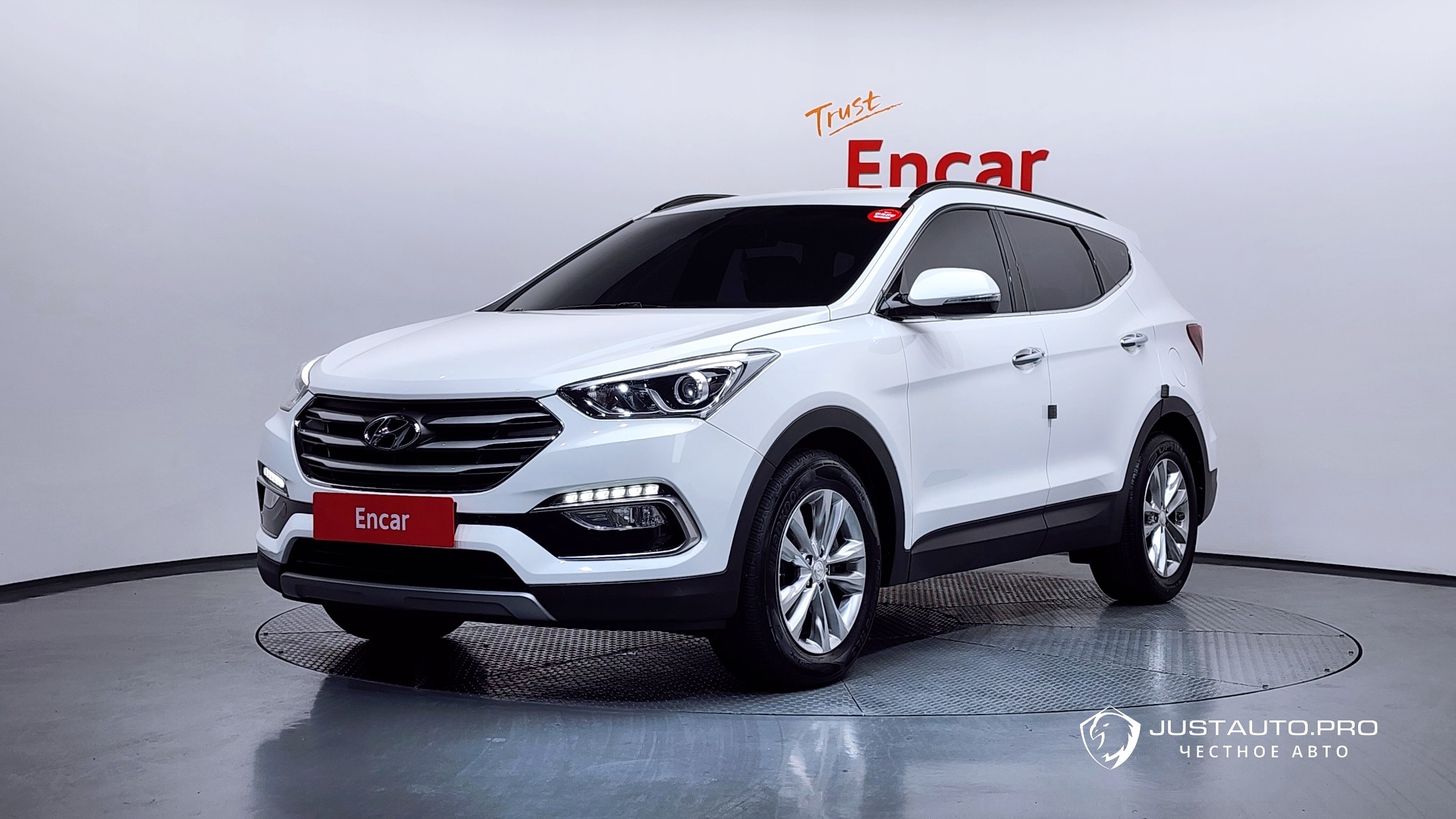 Автомобиль Hyundai Santafe