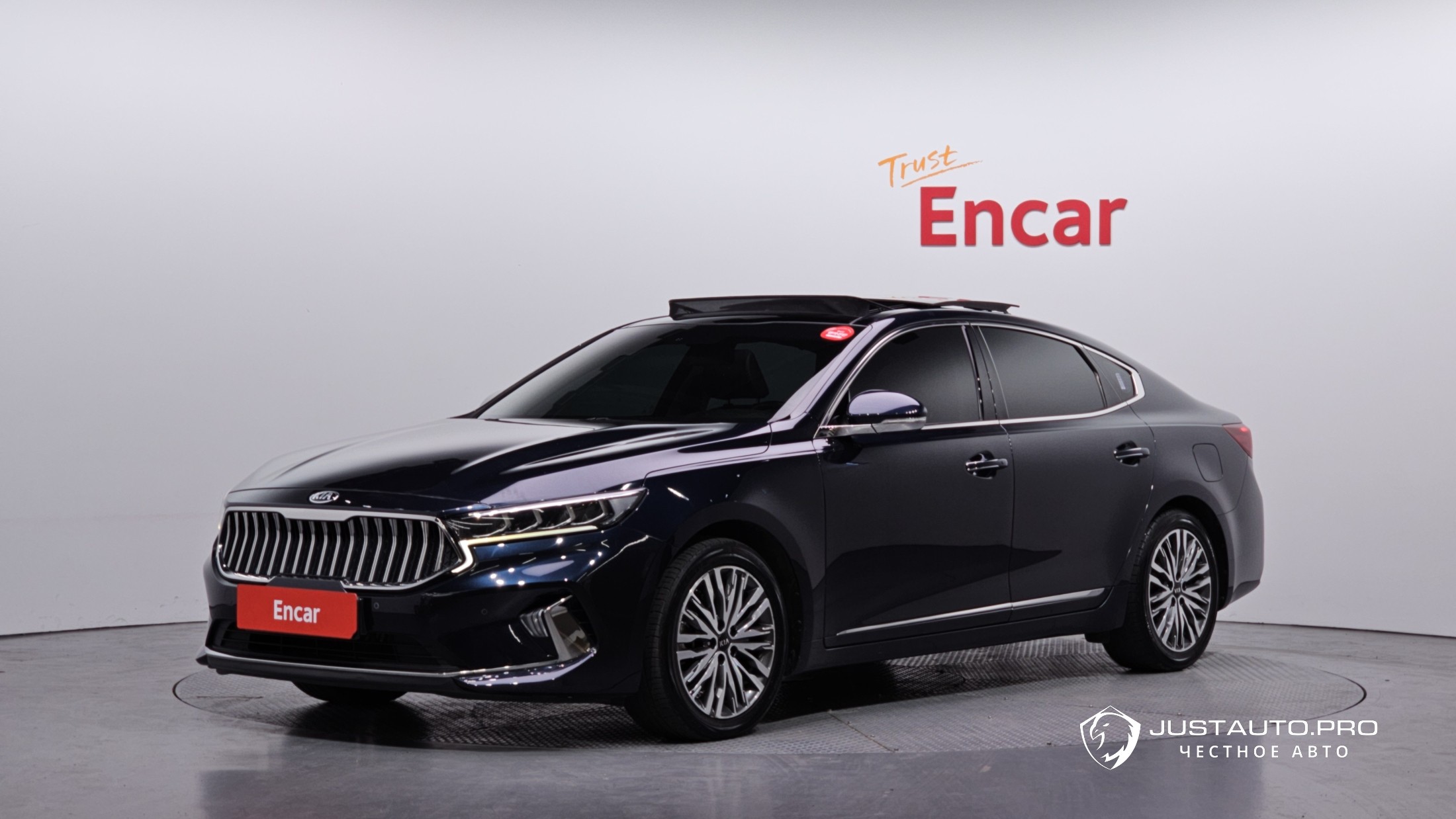 Автомобиль Kia K7