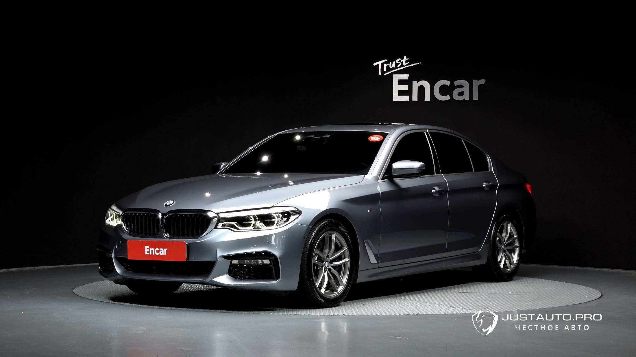 Автомобиль BMW 5-Series