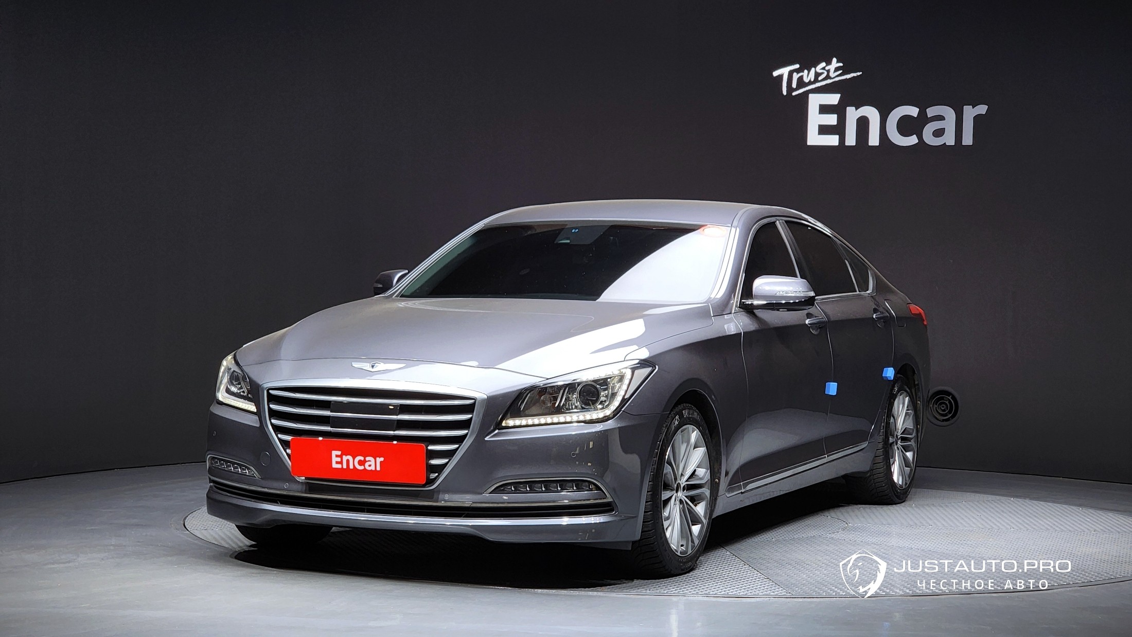 Автомобиль Hyundai Genesis