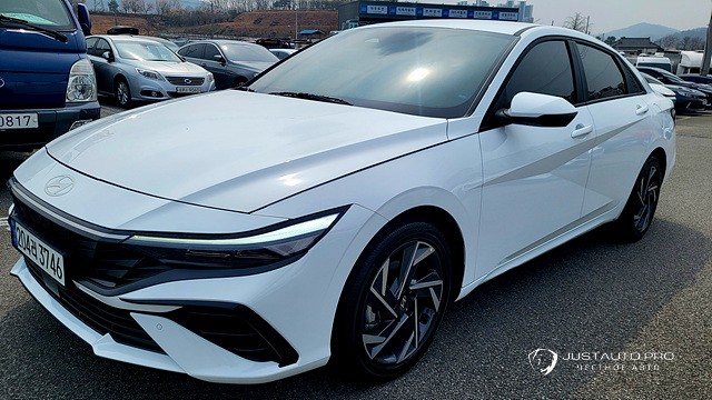Автомобиль Hyundai AVANTE