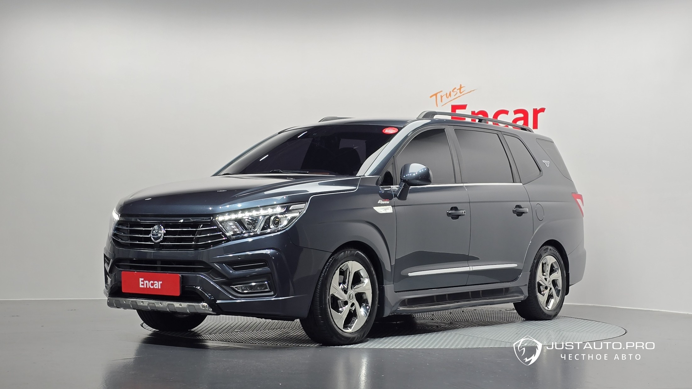 Автомобиль KG_Mobility_Ssangyong KORANDO