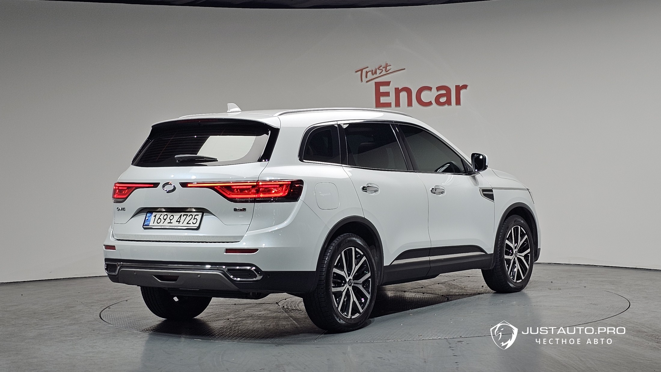 Автомобиль Renault-KoreaSamsung QM6