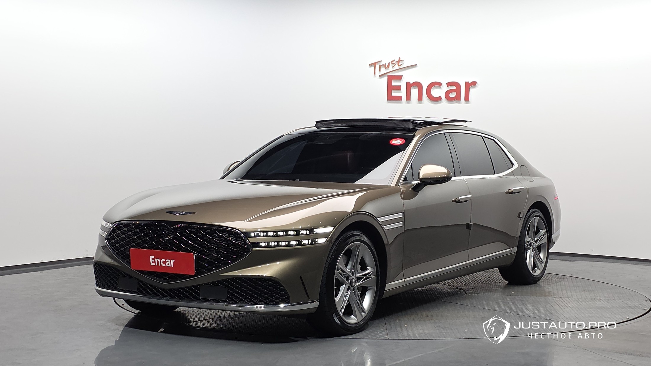 Автомобиль Genesis G90