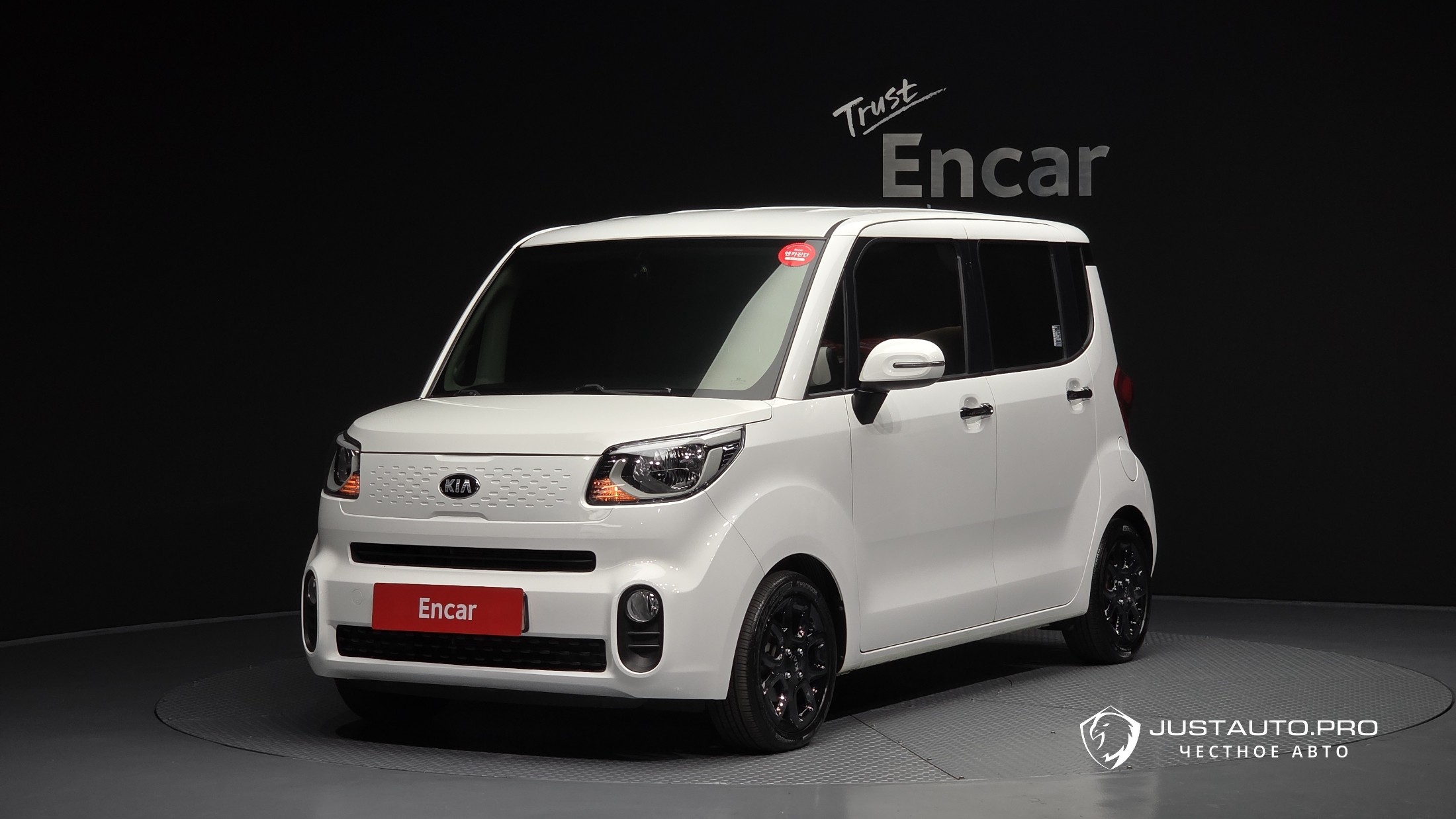 Автомобиль Kia RAY