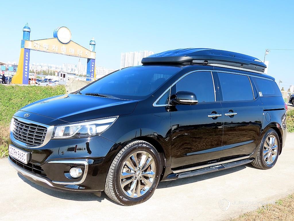 Автомобиль Kia Canival