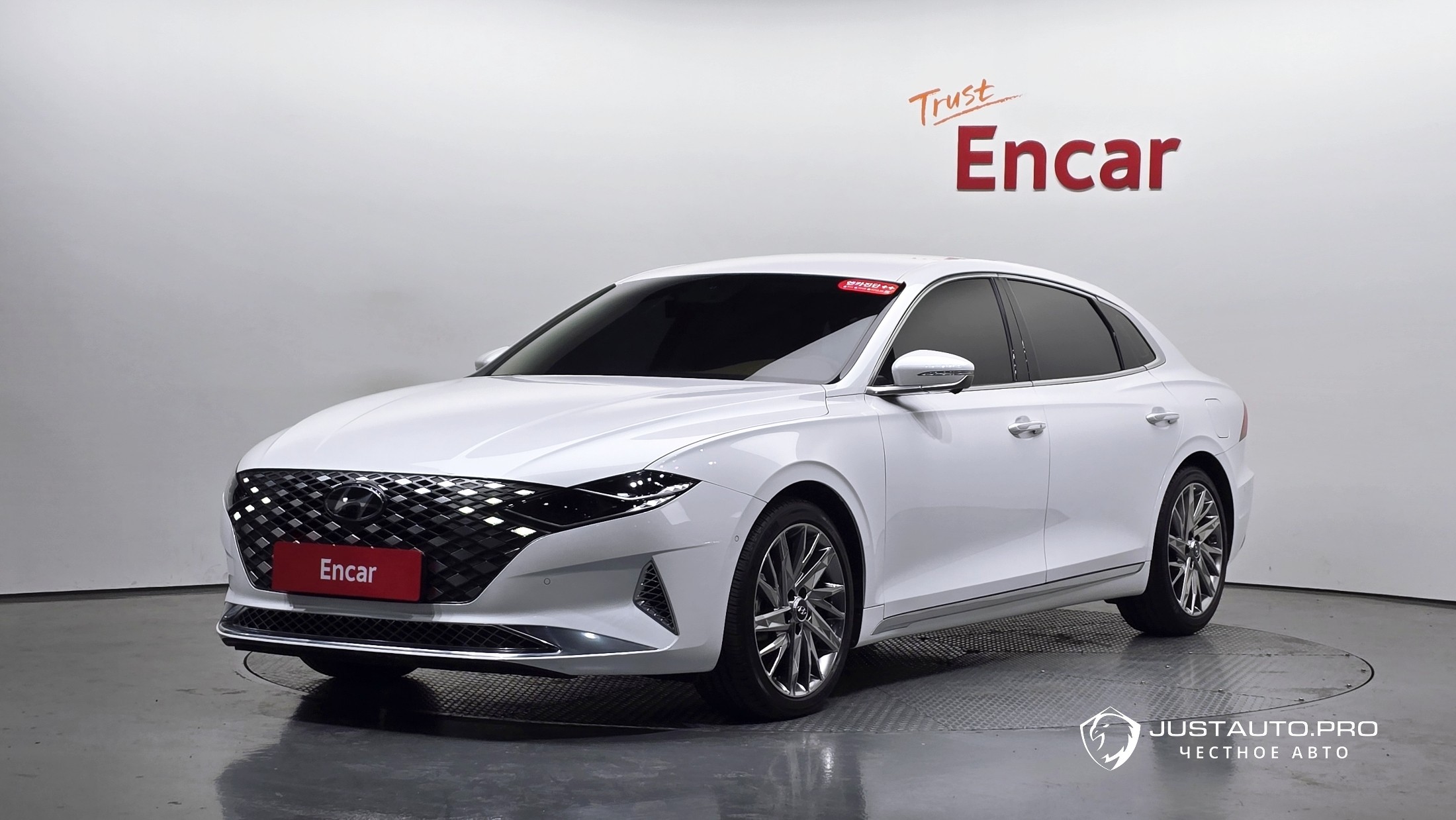 Автомобиль Hyundai Grandeur