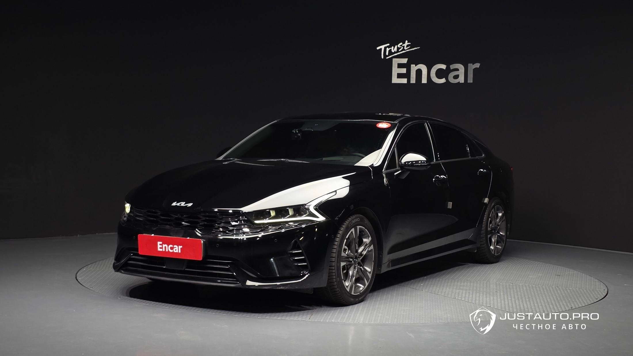 Автомобиль Kia K5