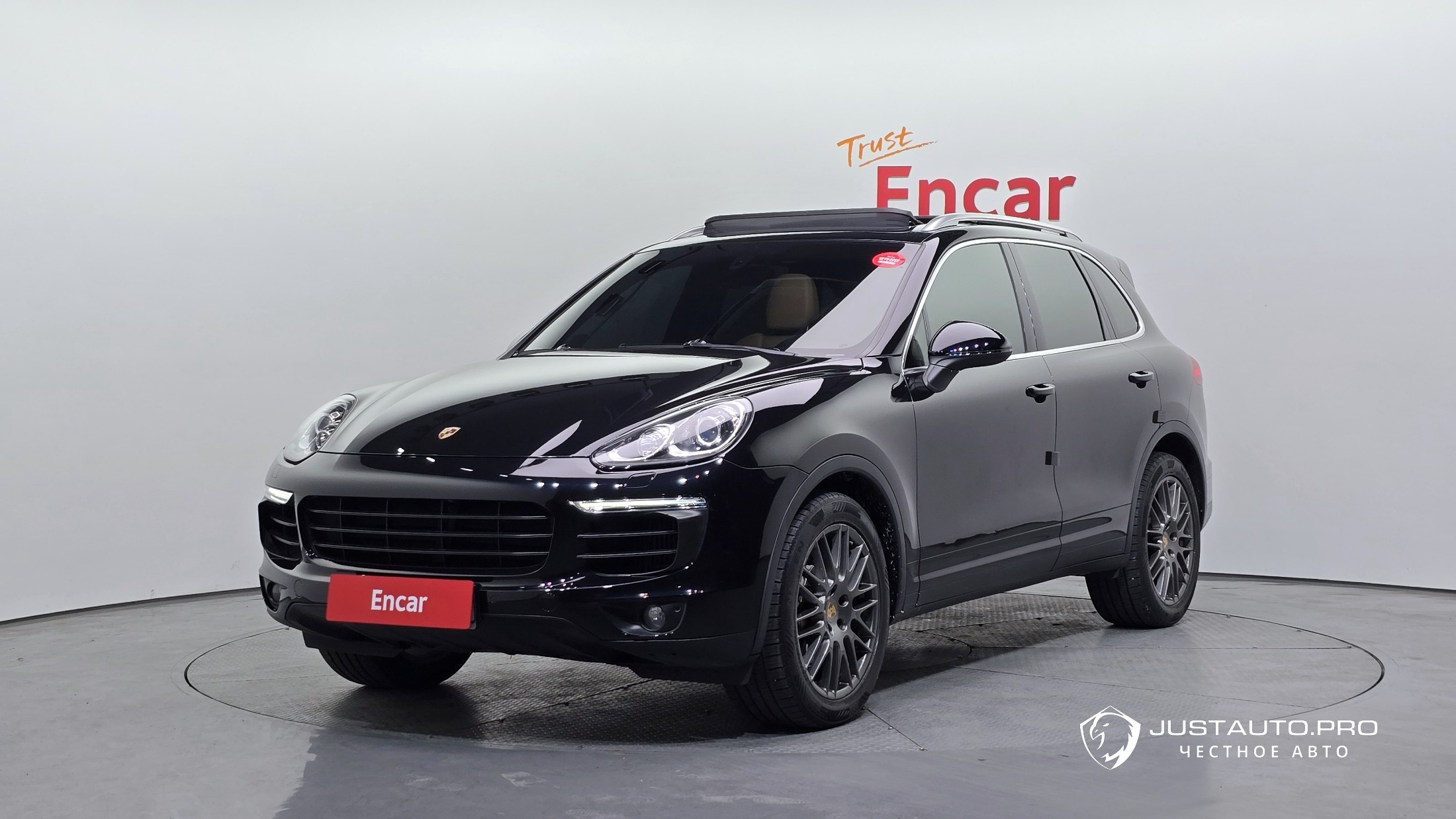 Автомобиль Porsche Cayenne
