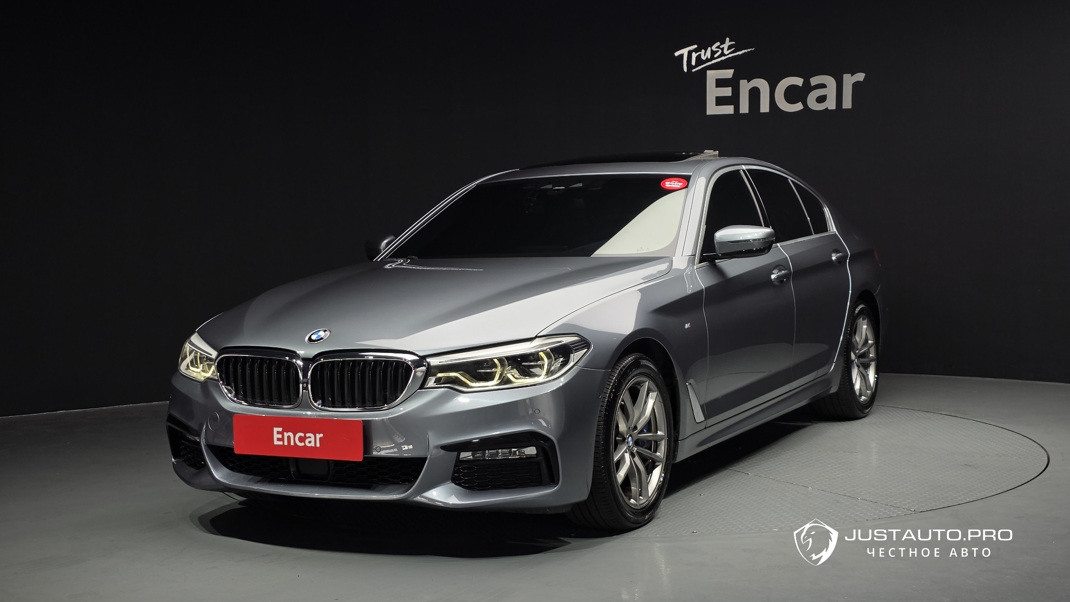 Автомобиль BMW 5-Series
