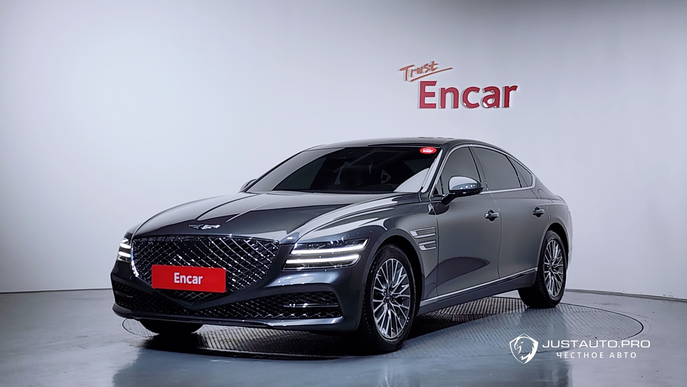 Автомобиль Genesis G80