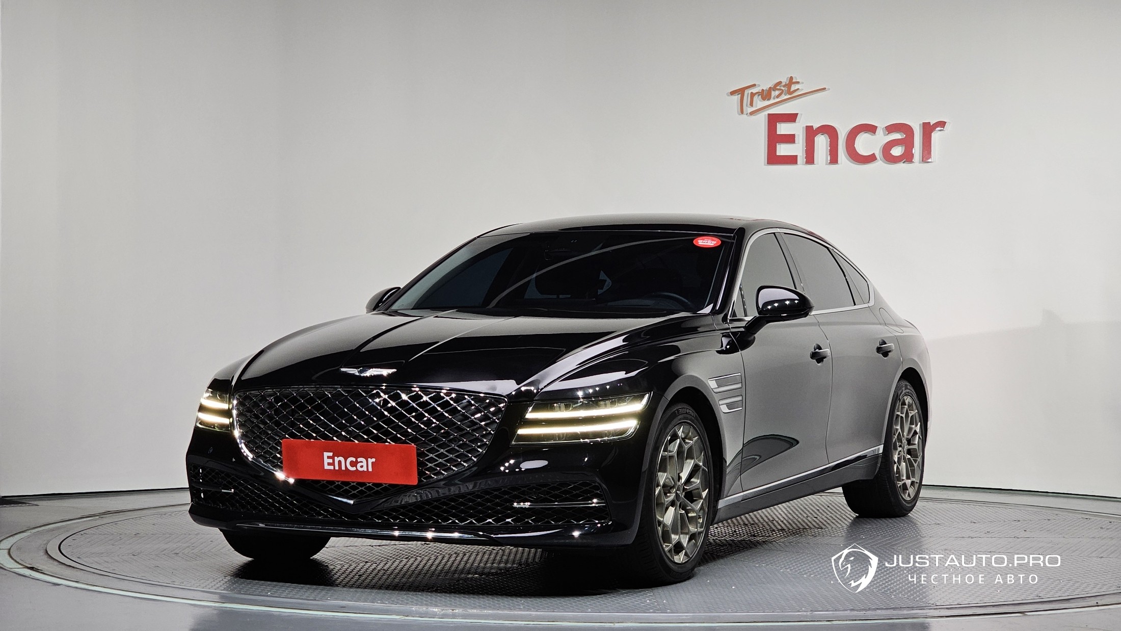 Автомобиль Genesis G80