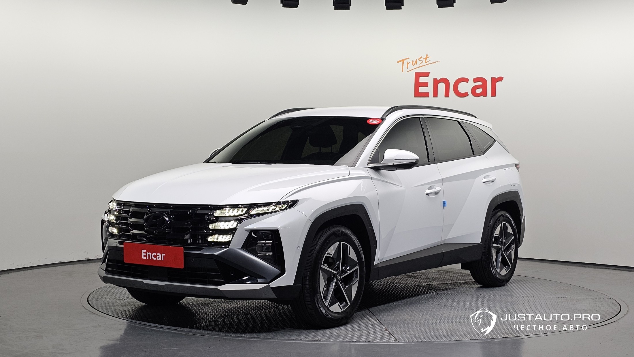 Автомобиль Hyundai Tucson