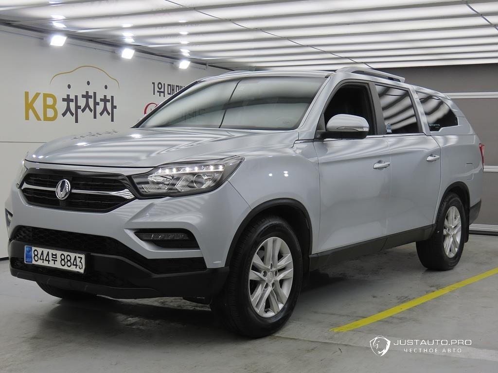 Автомобиль KG_Mobility_Ssangyong Rexton
