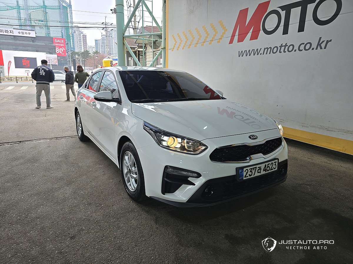 Автомобиль Kia K3