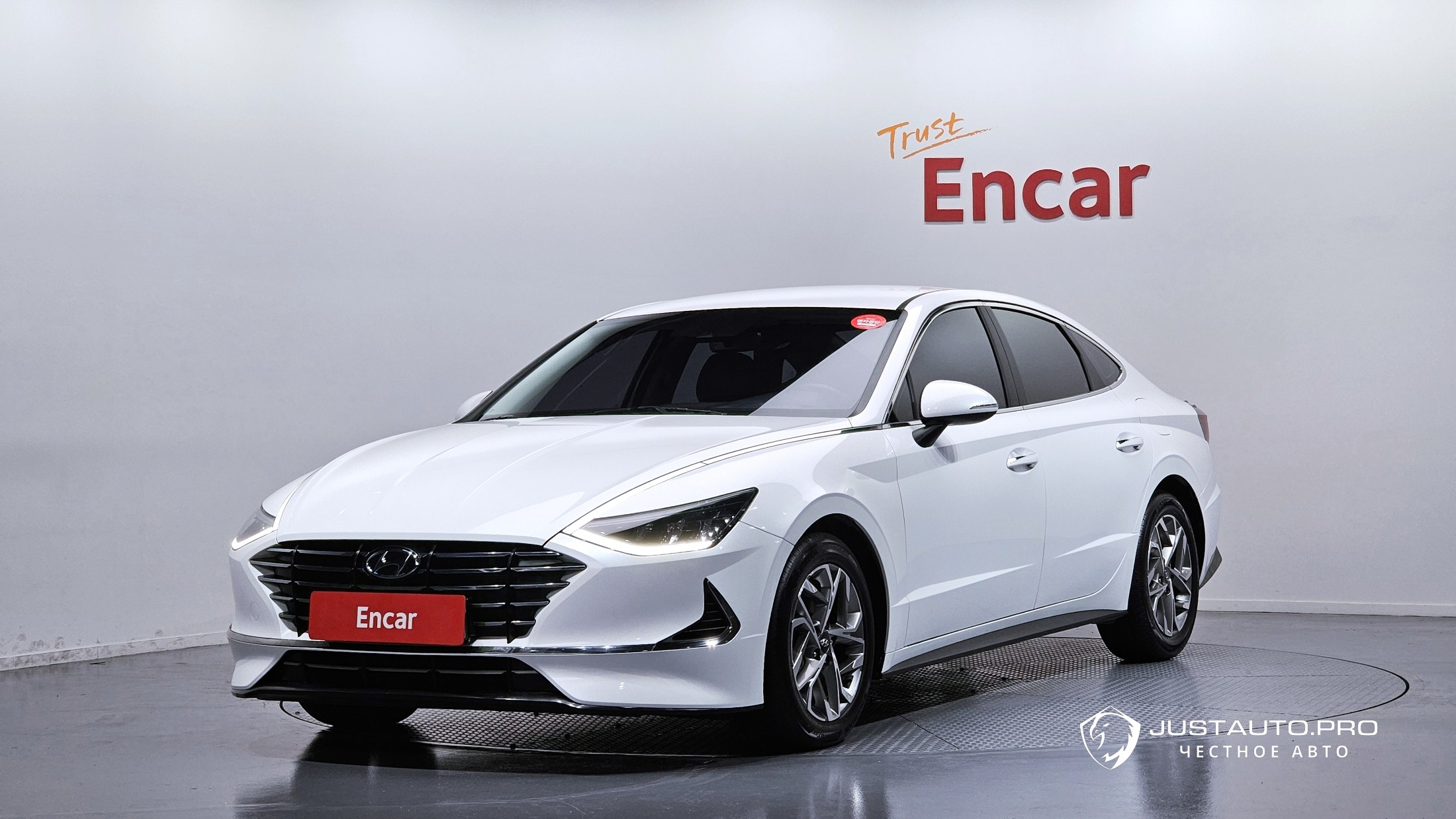 Автомобиль Hyundai Sonata