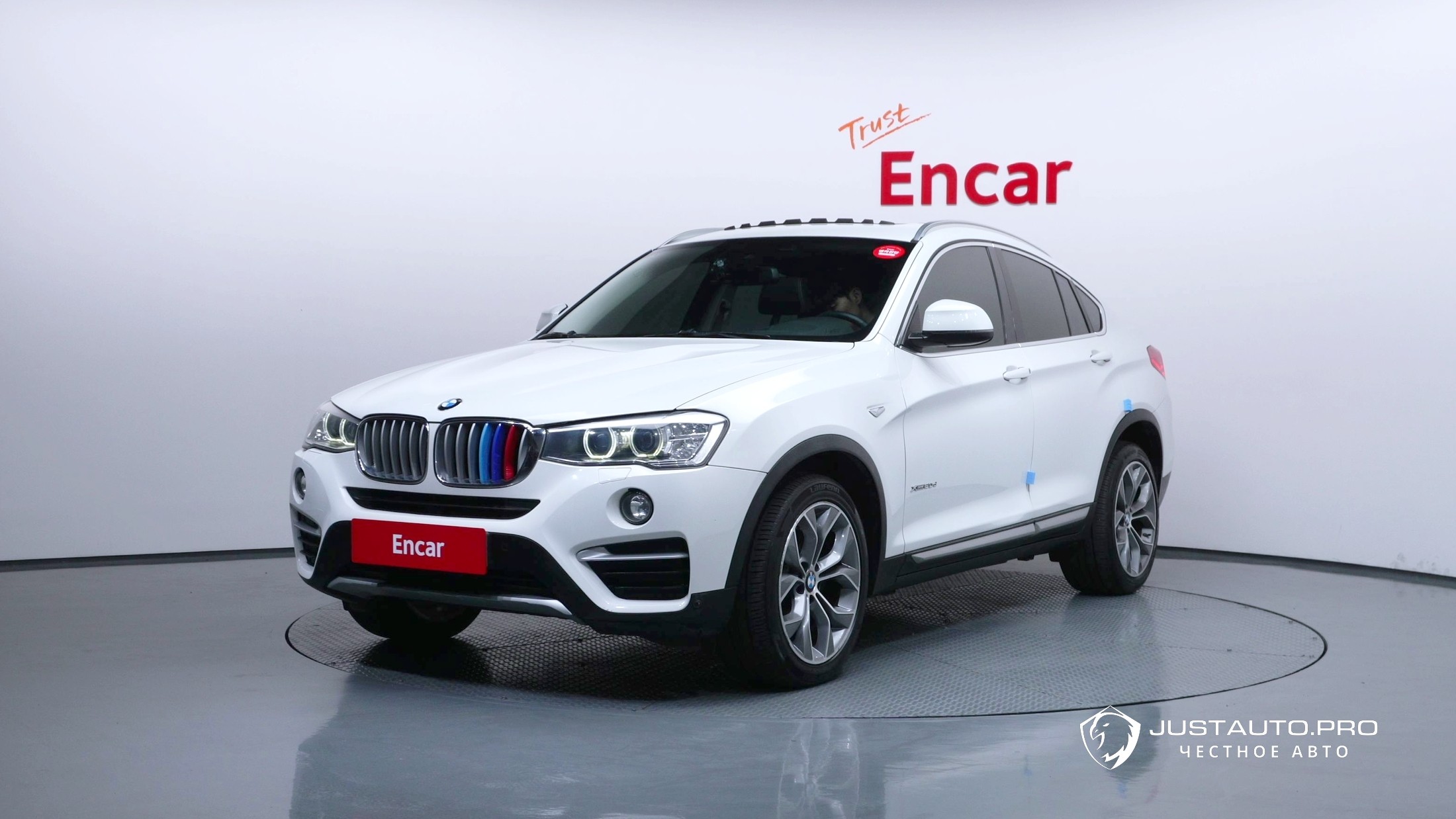 Автомобиль BMW X4