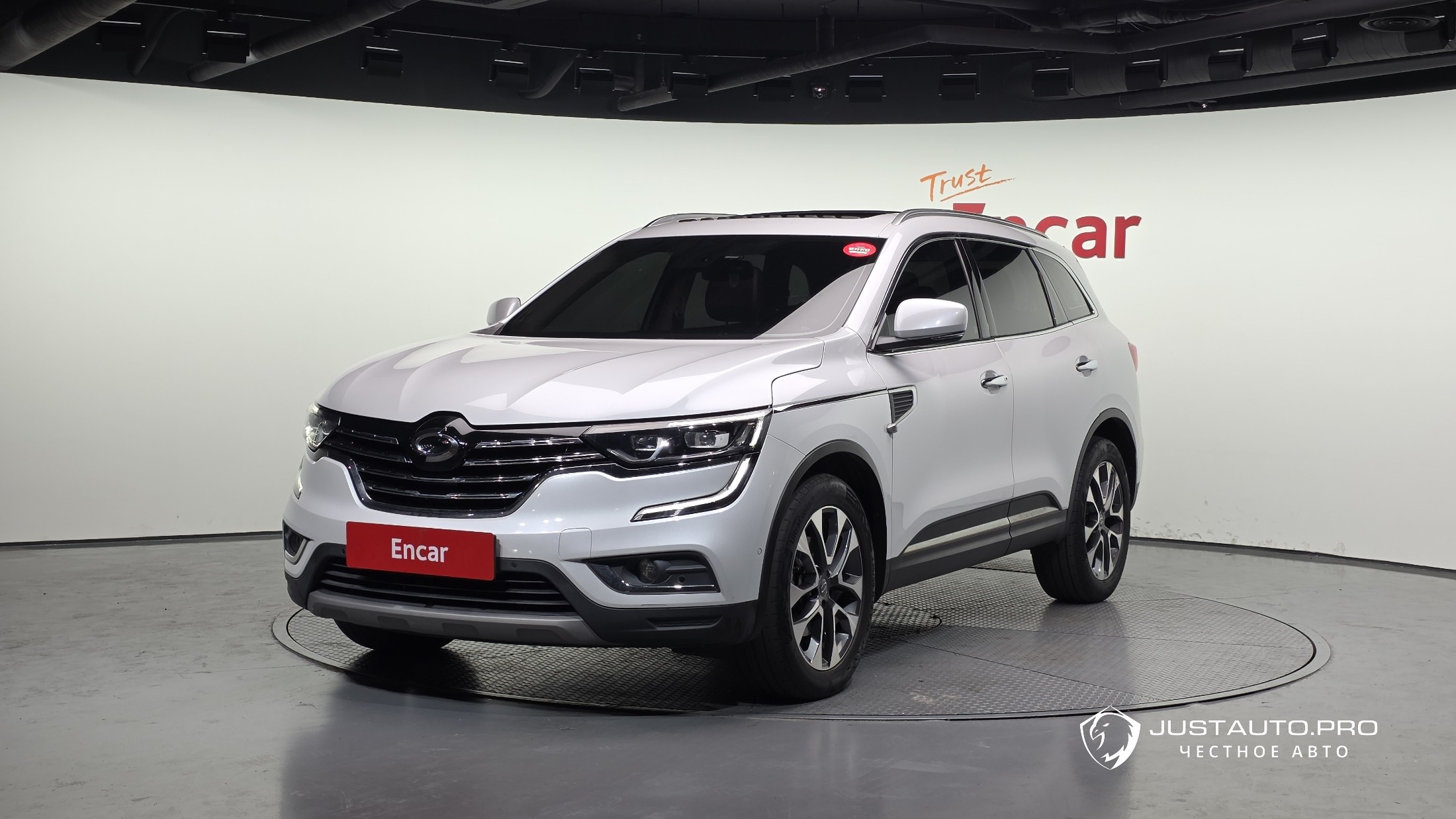 Автомобиль Renault-KoreaSamsung QM6