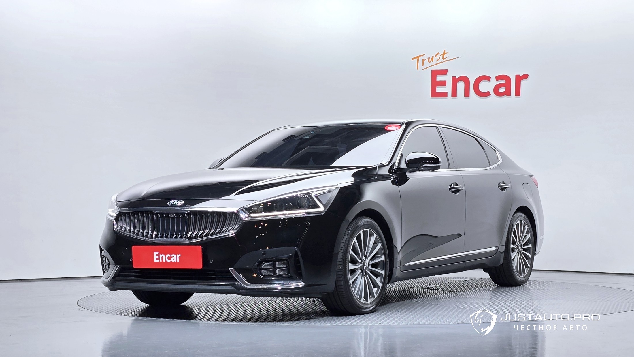 Автомобиль Kia K7