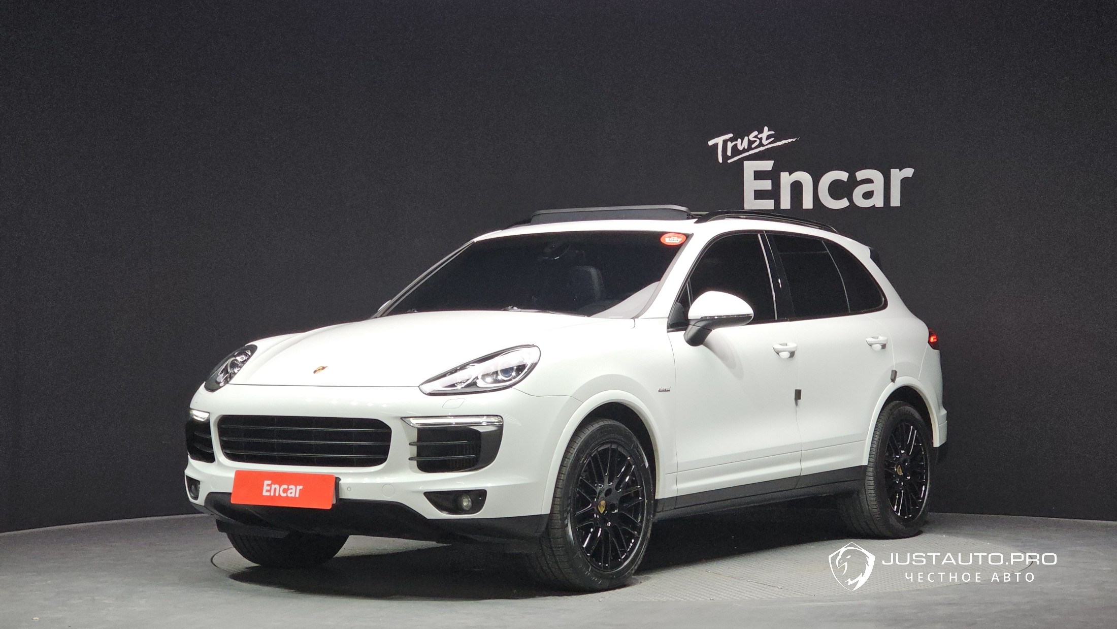 Автомобиль Porsche Cayenne