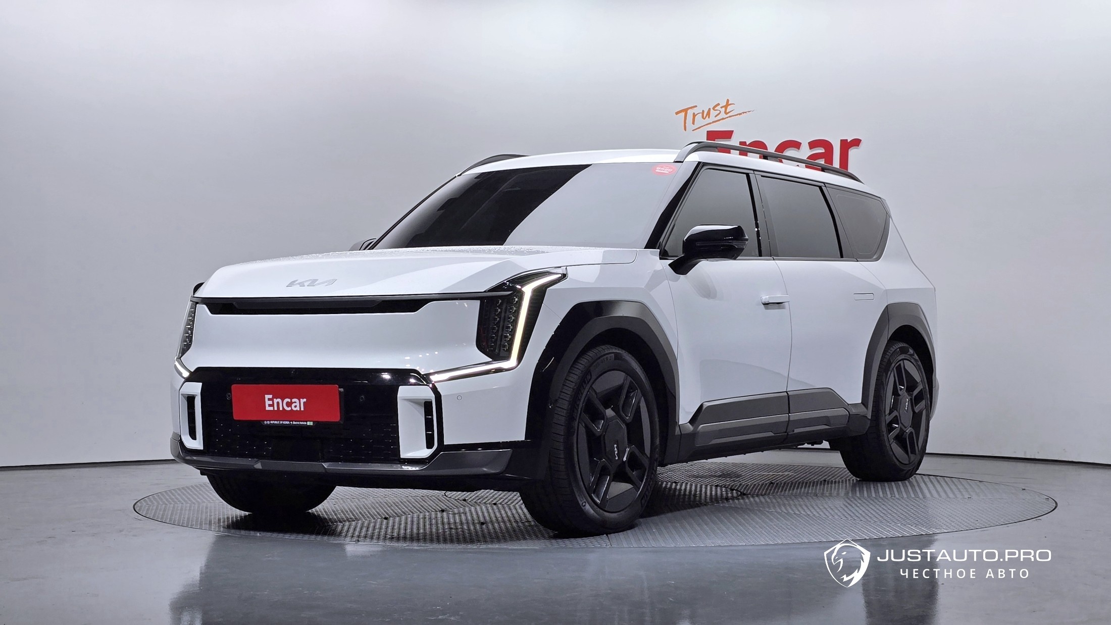 Автомобиль Kia EV9