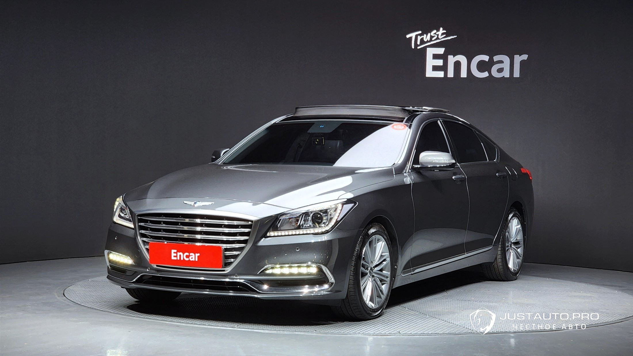 Автомобиль Genesis G80