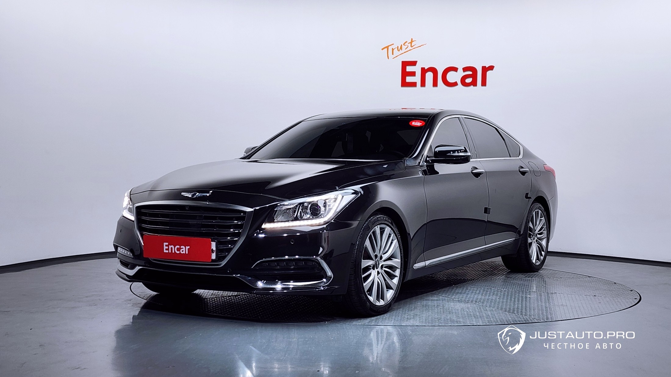 Автомобиль Genesis G80