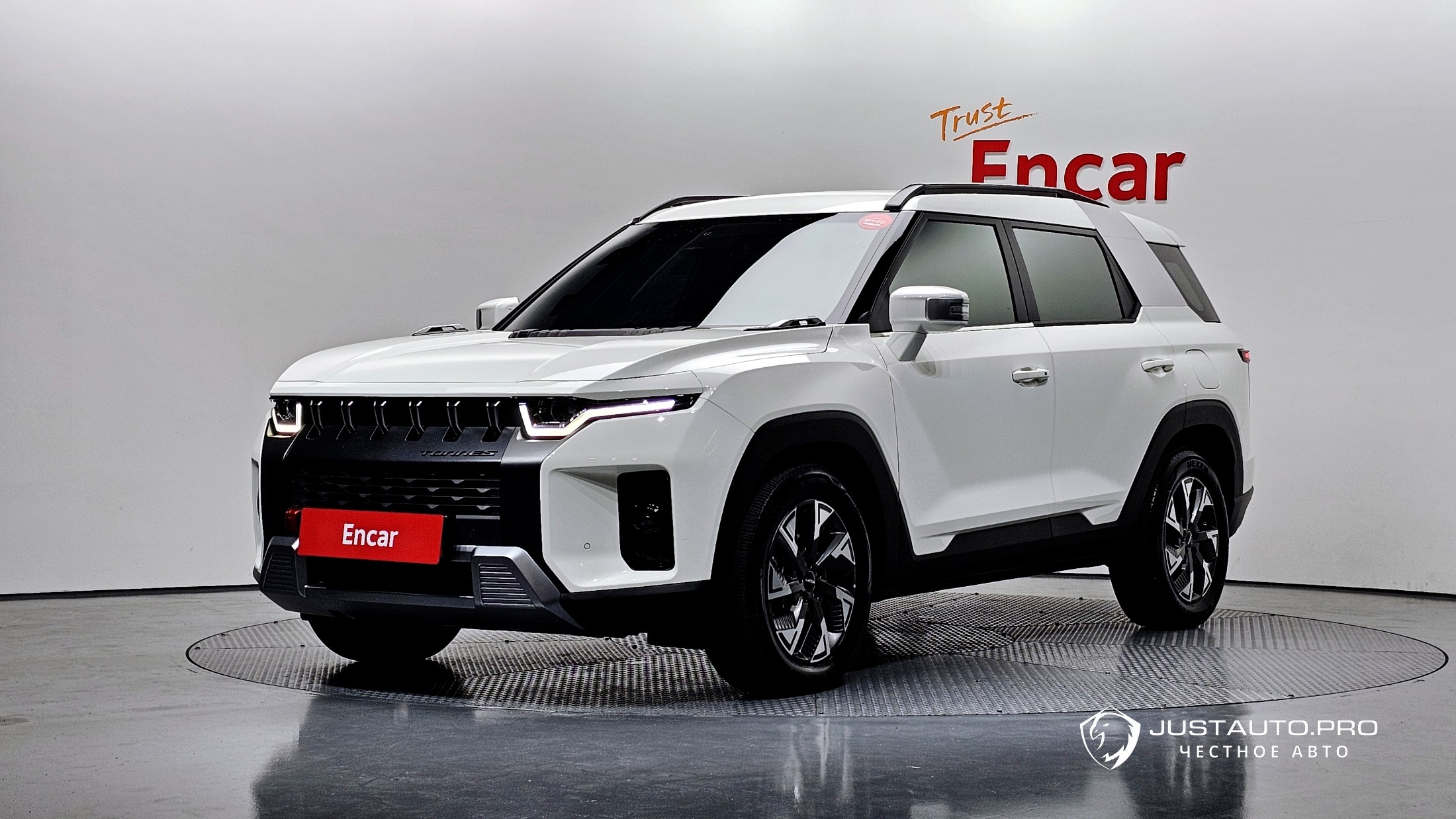 Автомобиль KG_Mobility_Ssangyong Torres