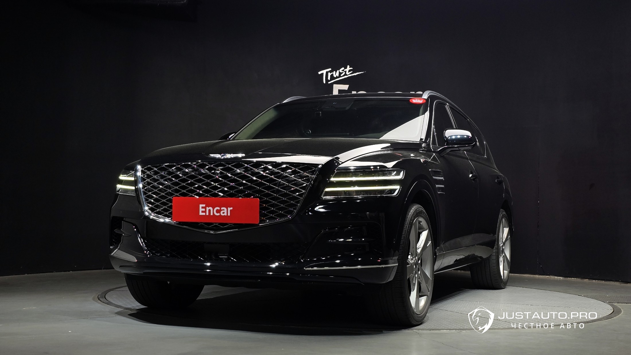 Автомобиль Genesis GV80