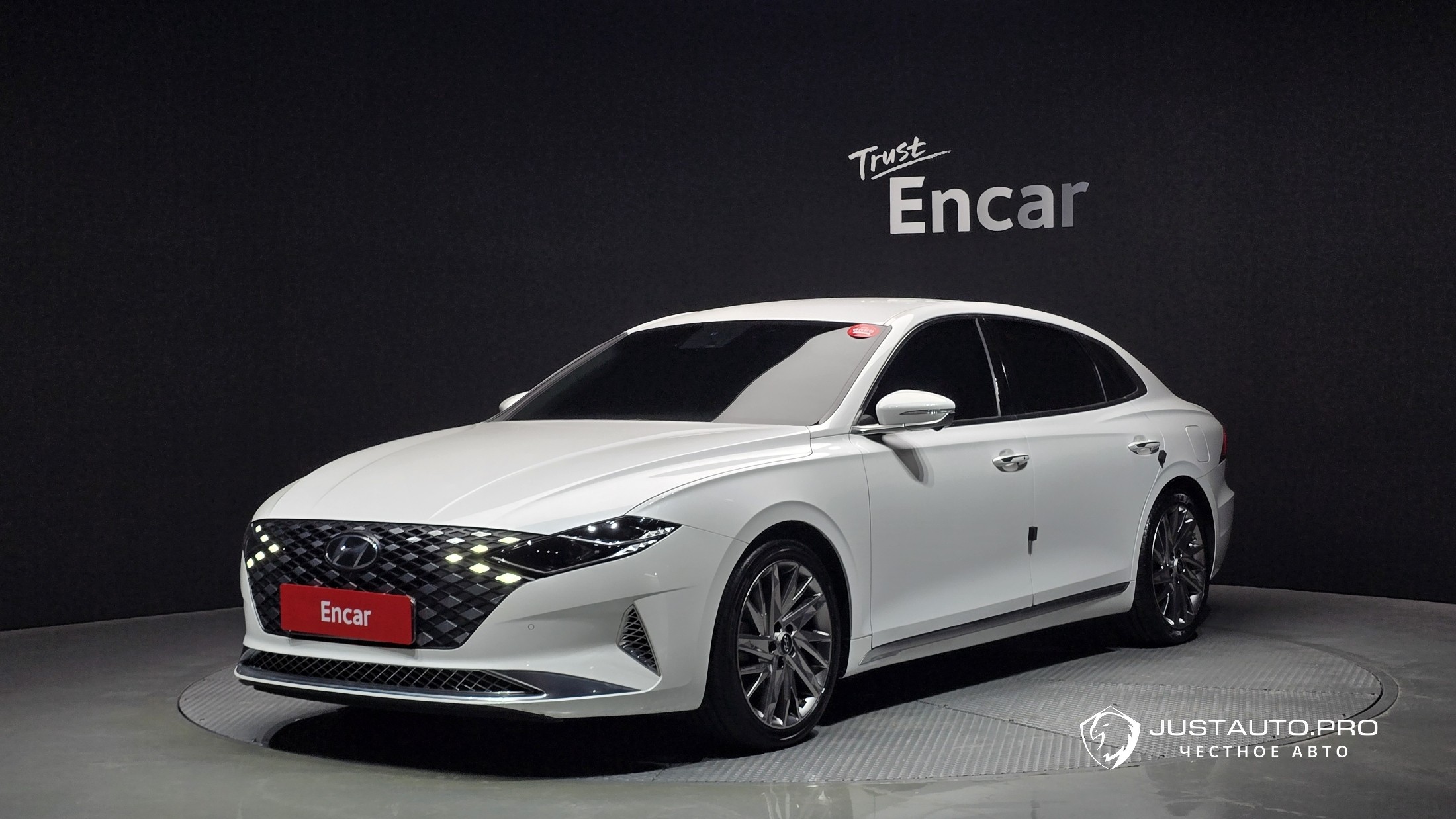 Автомобиль Hyundai Grandeur