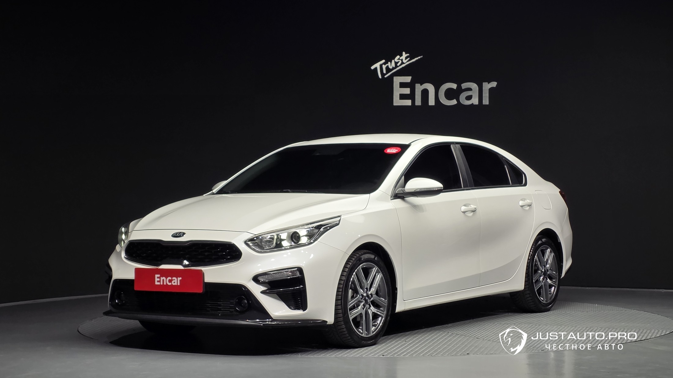 Автомобиль Kia K3