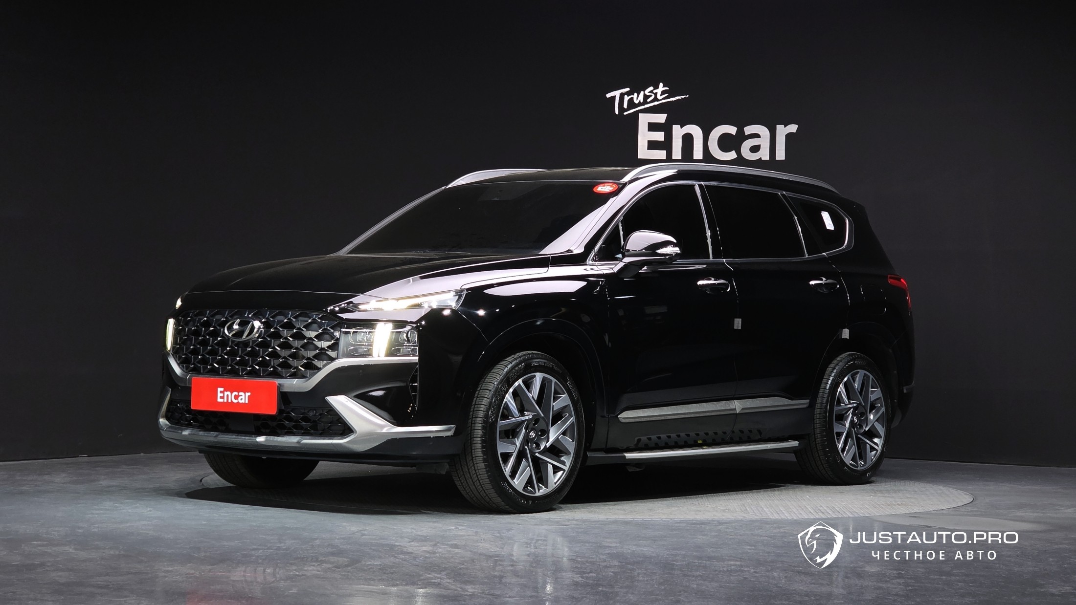 Автомобиль Hyundai Santafe