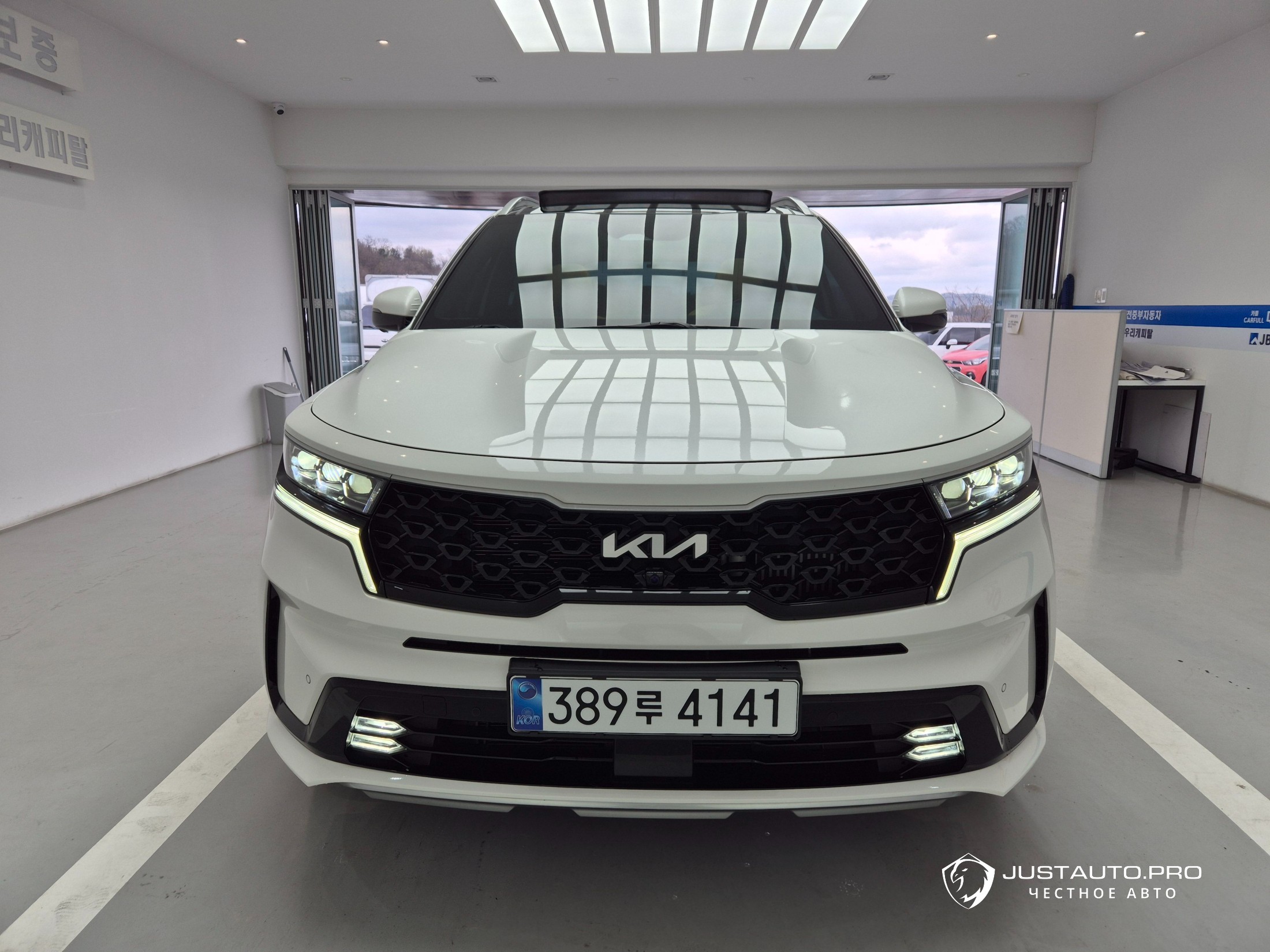 Автомобиль Kia Sorento